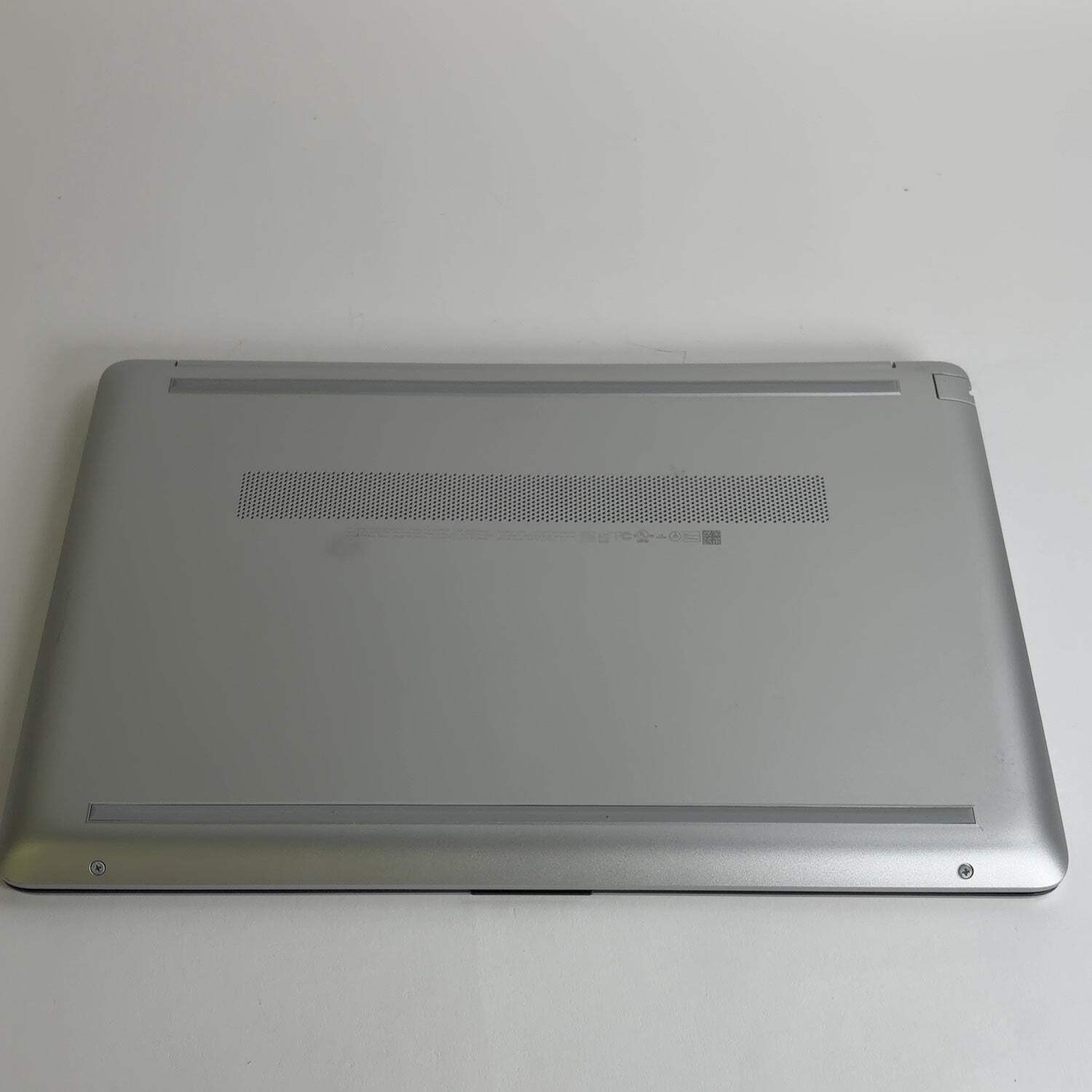 HP 15-dw3033dx 15-DW3033DX 15.6″ i3-1115G4 3.0GHz 8GB RAM 256GB SSD