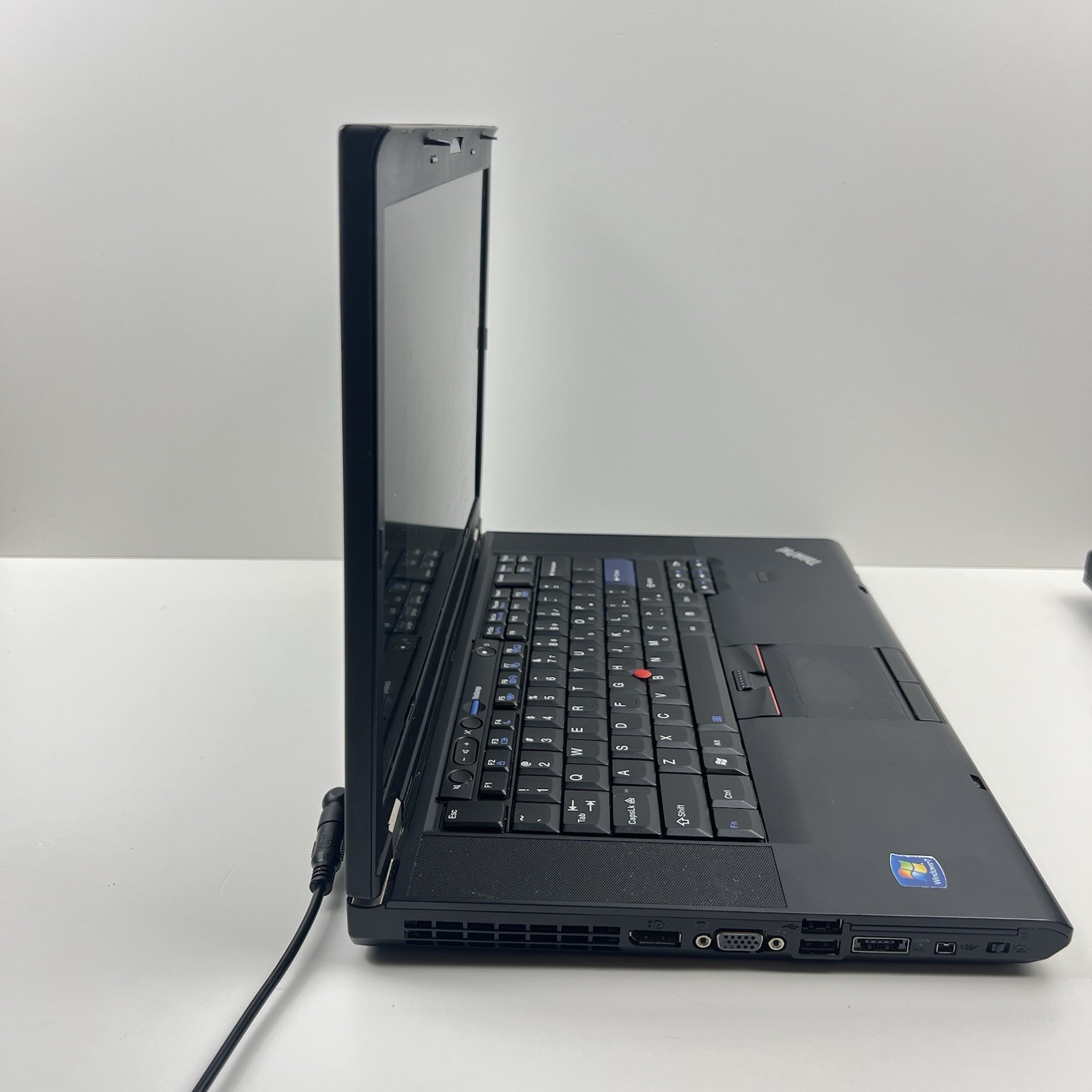 Lenovo ThinkPad T520 Intel i7-2640M 8GB 320GB HDD Win 11 w/ Charger|ELP68, READ