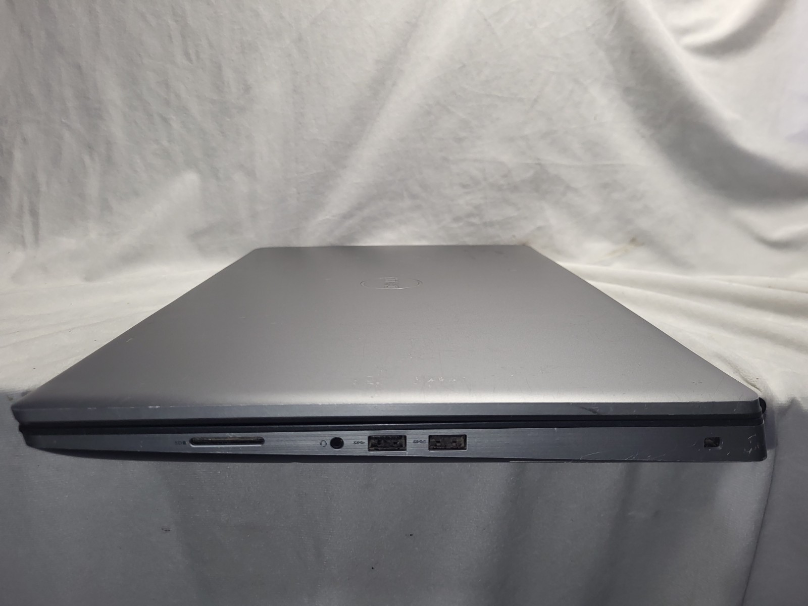 Dell Precision 7750 i7 10850H 2.70GHz 16GB 256 SSD Quadro RTX 5000 w/Win 11