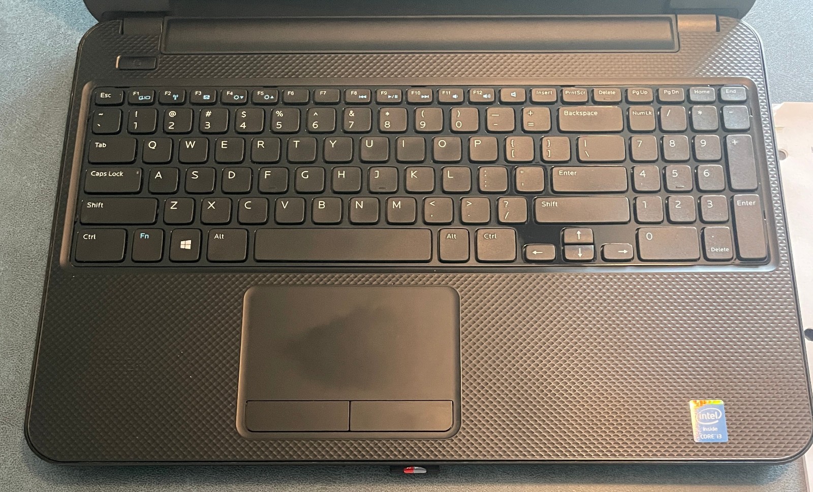 DELL INSPIRON 15-3537 Laptop 15″ i3 256gb+1tb Linux Mint 22.3-extras-10