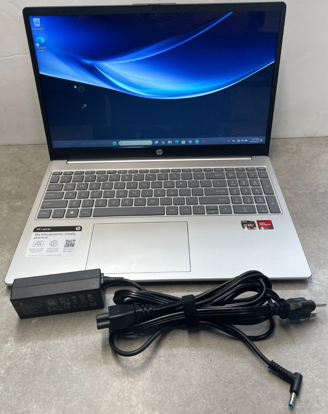 HP 15-fc0025dx 15.6″ Laptop – AMD Ryzen 5 7520U 2.8 GHz, 8GB RAM, 512GB SSD