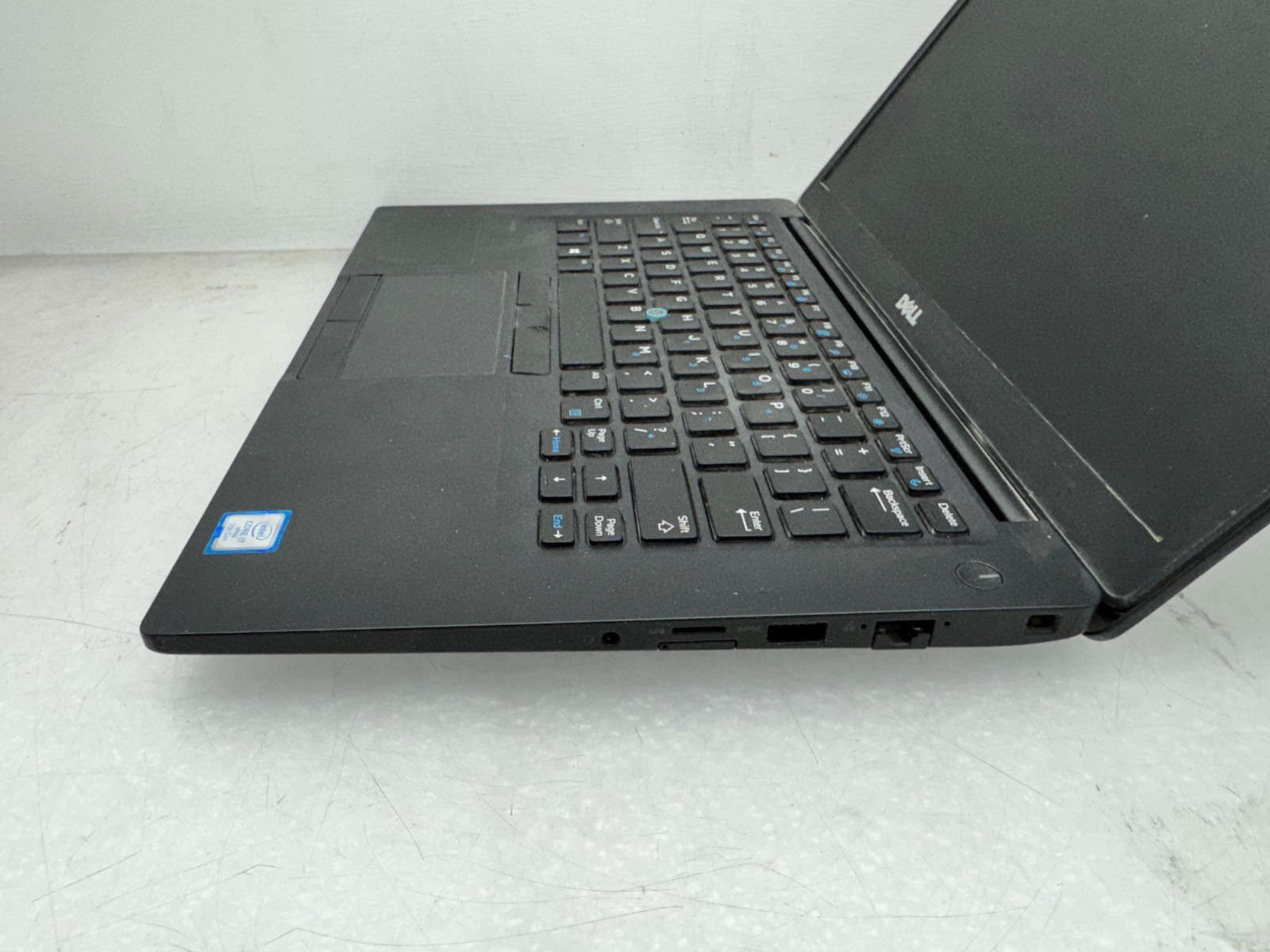 Dell Latitude 7480 14″ FHD i7-7600U@2.80GHz 16GB RAM 256 SSD Windows 11 *Read**