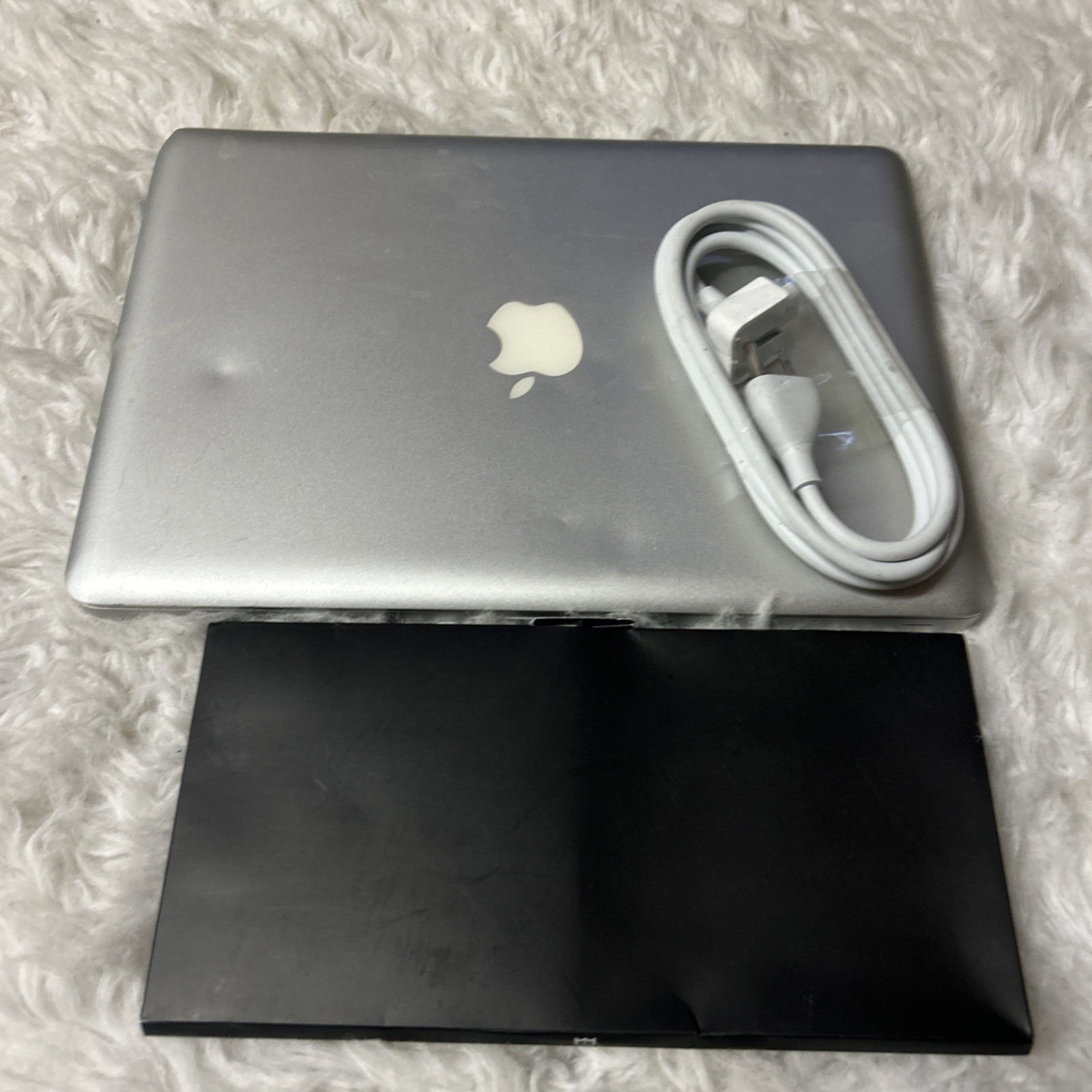 MacBook Pro (2011) Core i5 2.3GHz, 4GB RAM, 500GB HDD