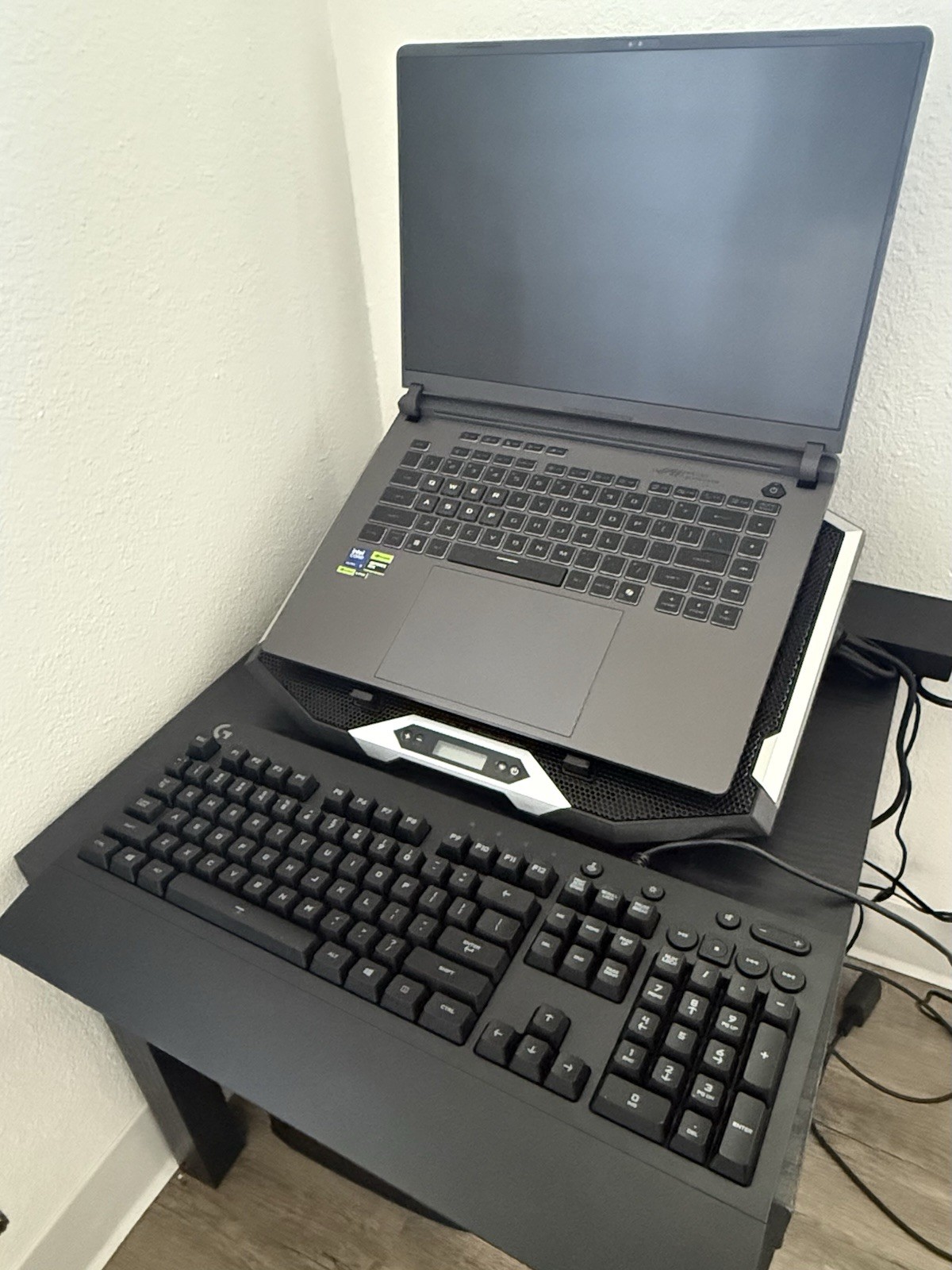 ASUS ROG Strix G16 (2025) 16in Gaming Laptop, Mouse, Keyboard and Cooling Fan