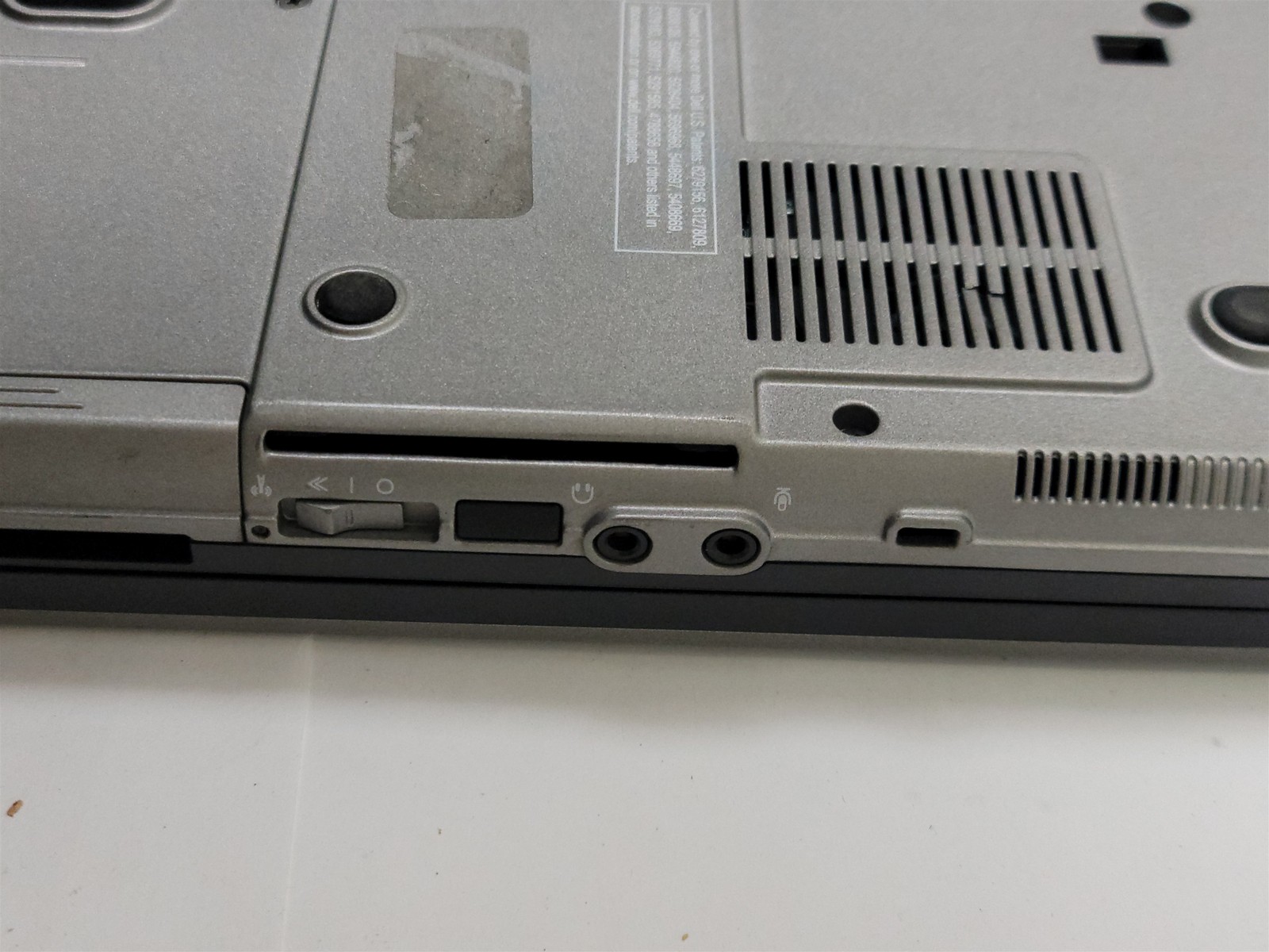 Dell Latitude D620, Intel Core 2 Duo , 1GB RAM , Windows 7 Enterprise ( locked)
