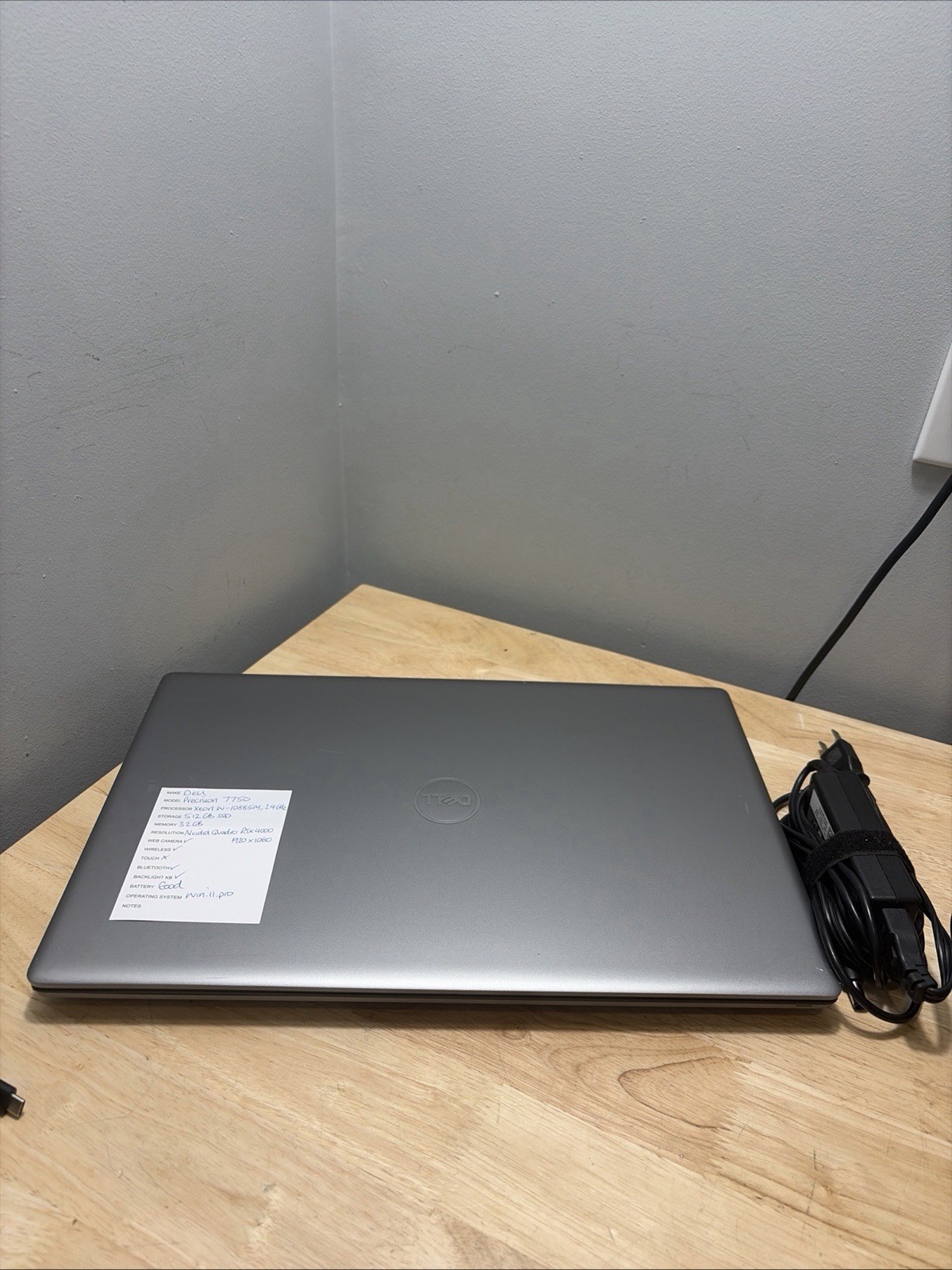 Dell Precision 7750 Xeon W-10885M 2.4GHZ 32GB 512GB WCam WiFi W11 Cord