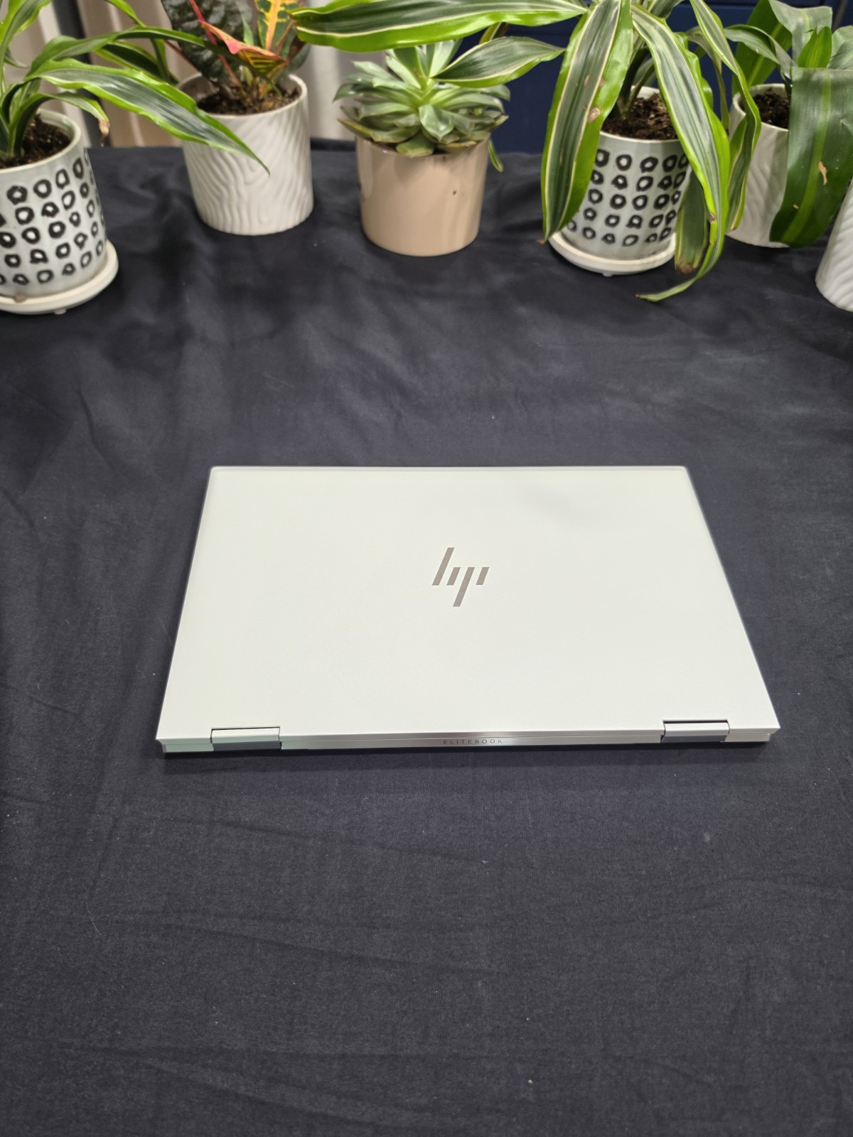 HP EliteBook x360 1030 G8 13.3″ i7-1185G7 16GB 1TB SSD LTE Win 11 Pro 2-in-1