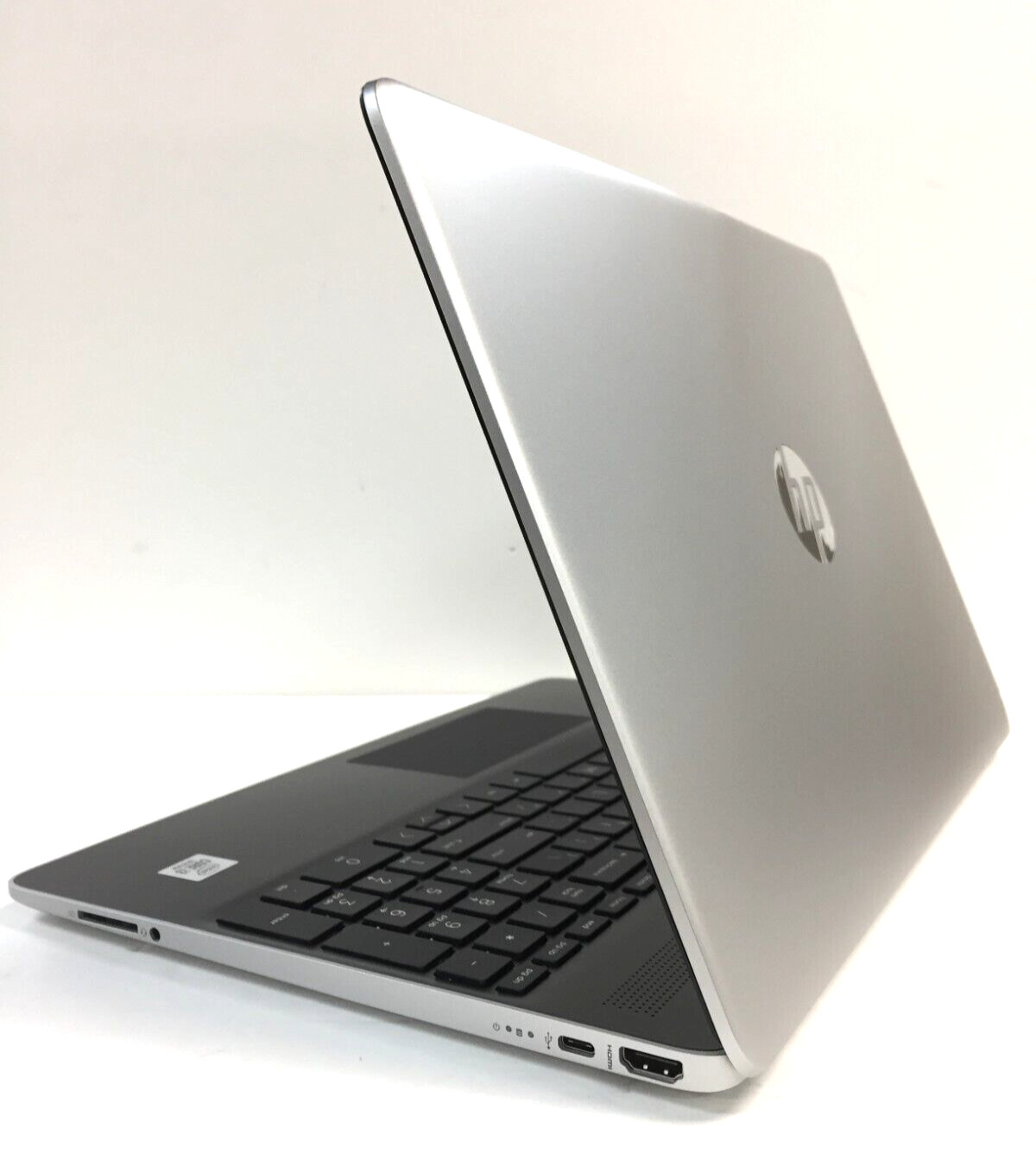 HP 15-DY1731MS 7PA01UA 15.6″ Touchscreen LAPTOP/I3-1005G1/8GB RAM/128GB SSD/W10