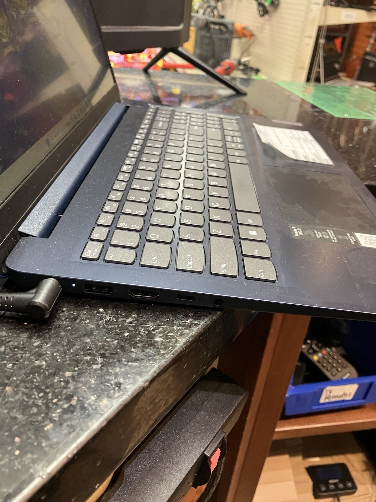 15.6″ Lenovo IdeaPad 1I/ Pentium N6000 / 4 GB / 128GB / 109310-1 JAR