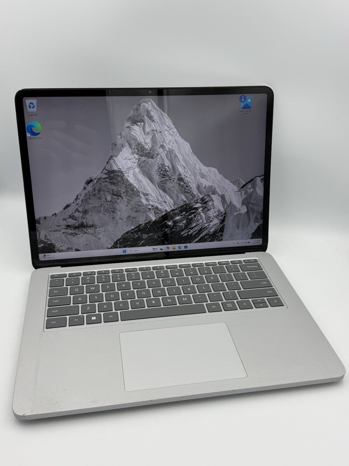 Microsoft Surface Laptop Studio 14.4” – i5 11th Gen | 16GB RAM | 256GB SSD – 22C