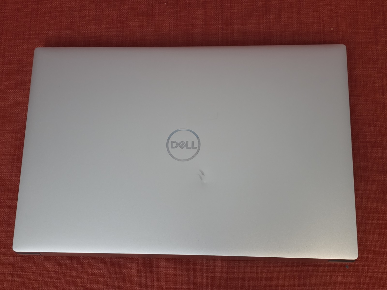 Dell XPS 15 9520 **READ Description**