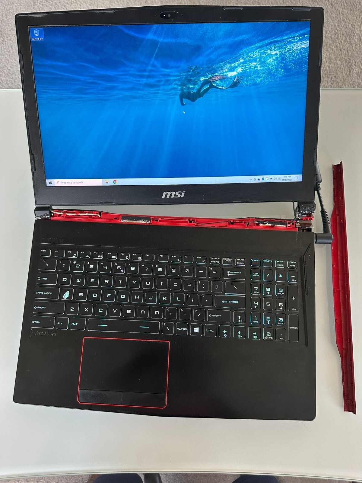 MSI GE63 Raider Gaming Laptop – Intel Core i7, GTX 1060 – For Parts/Repair.