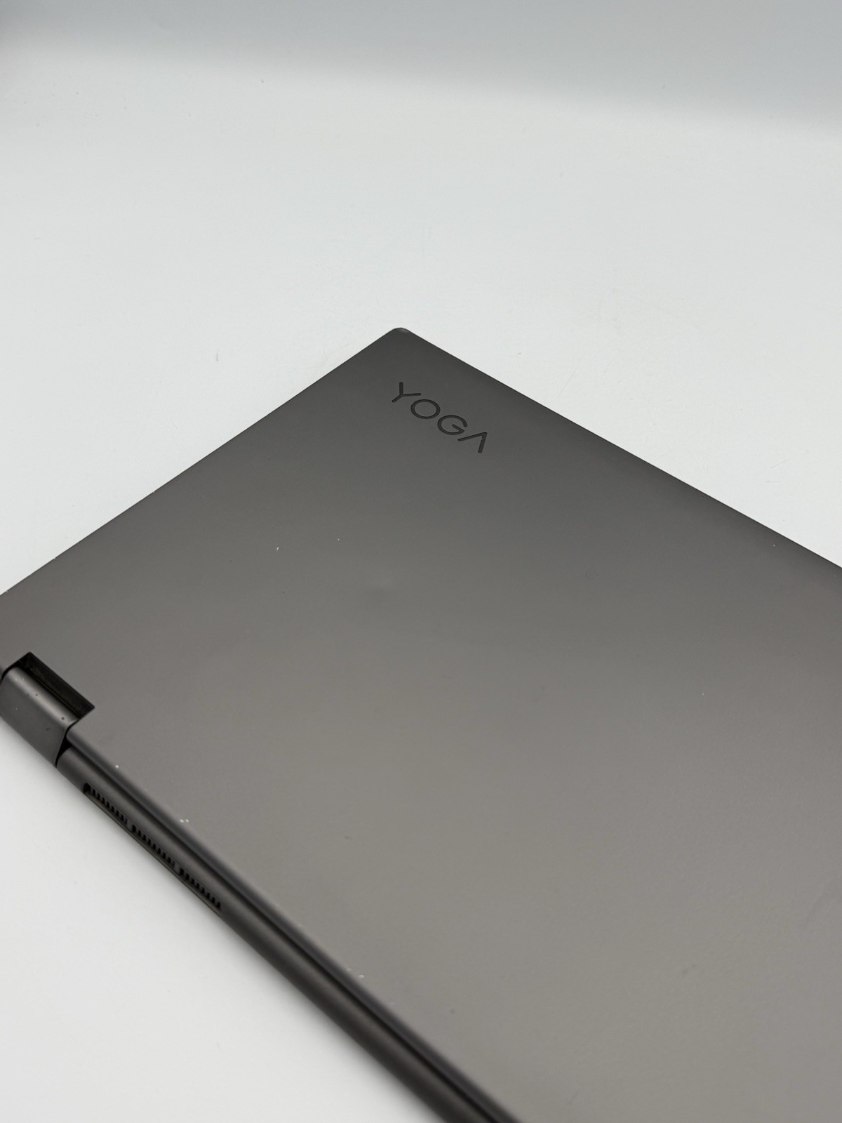 Lenovo Yoga C640-13IML LTE – 13.3” i5 10th Gen | 8GB RAM | 512GB SSD – 93G