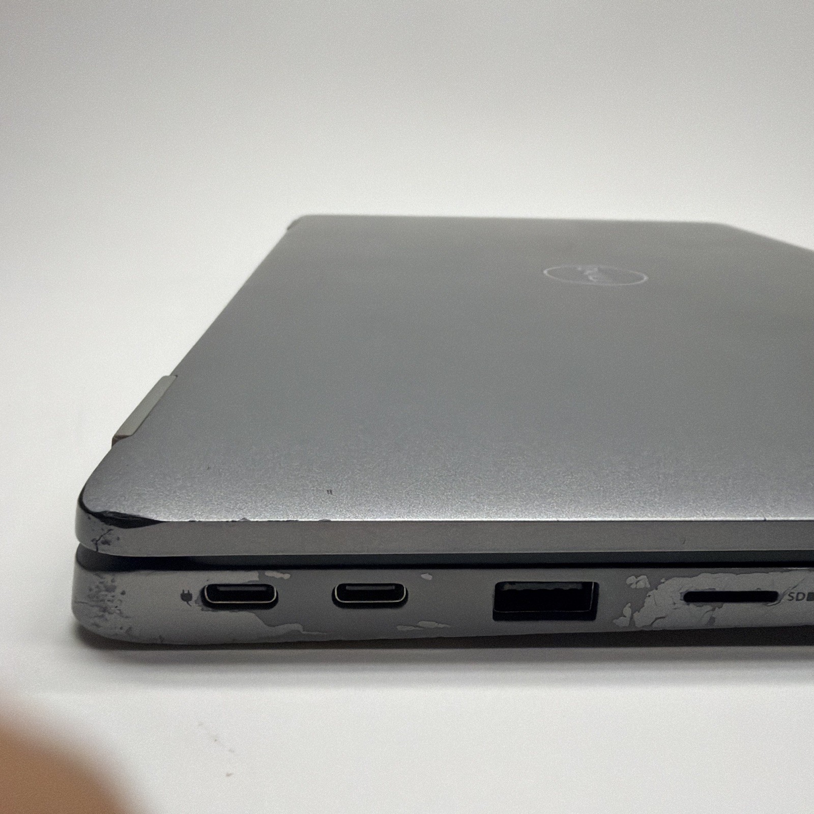 Dell Latitude 5320 13″ i5-1145G7 256GB SSD 16GB RAM 128GB Intel Iris Xe Graphics