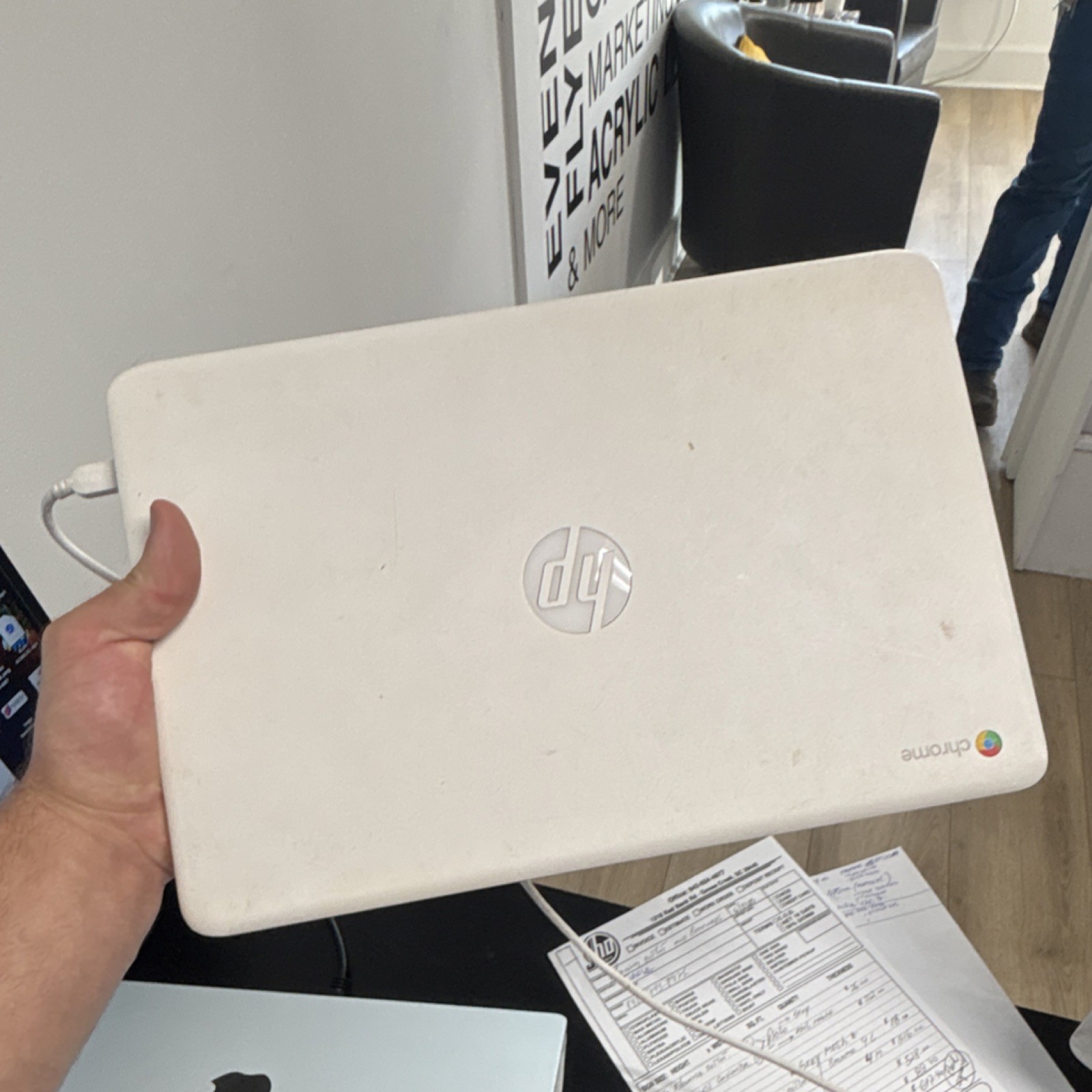 HP Chromebook White Laptop Intel 14″ Chrome OS USB HDMI Webcam Wi-Fi