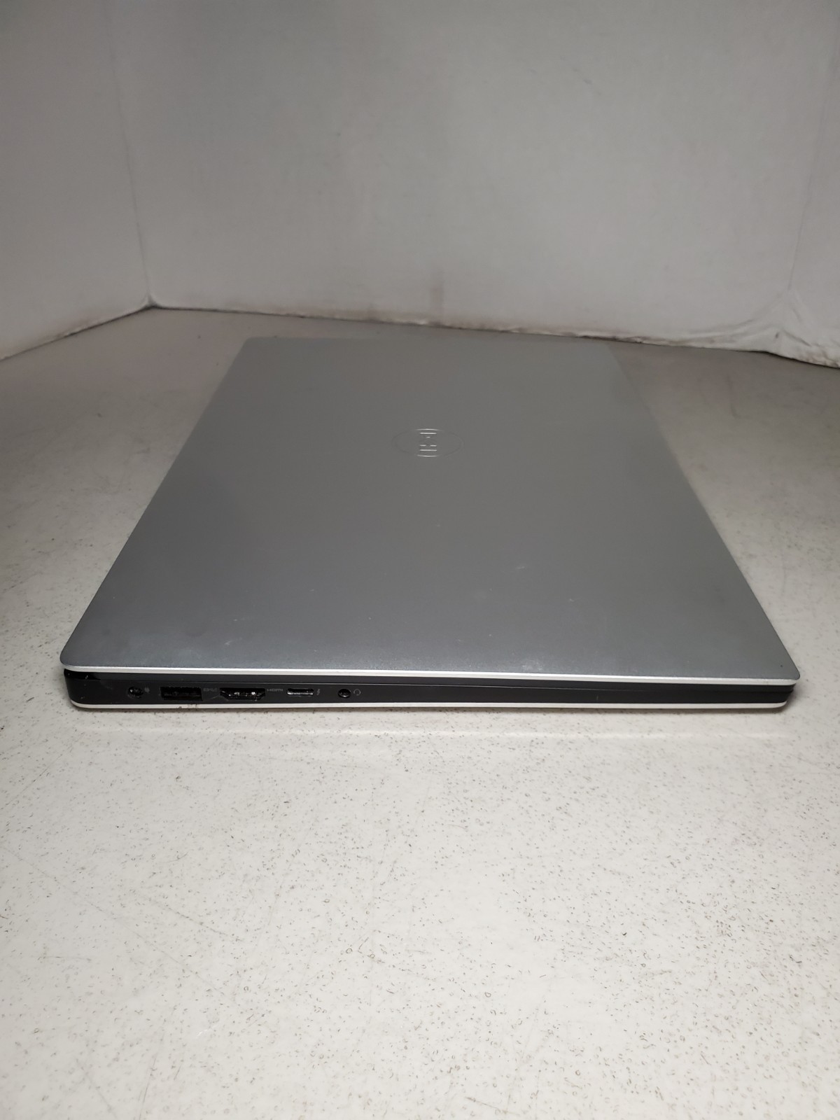 Dell XPS 15 7590 15.6″ i7-9750H 2.60GHz 16GB RAM 256GB SSD Win11 GTX 1650 #69