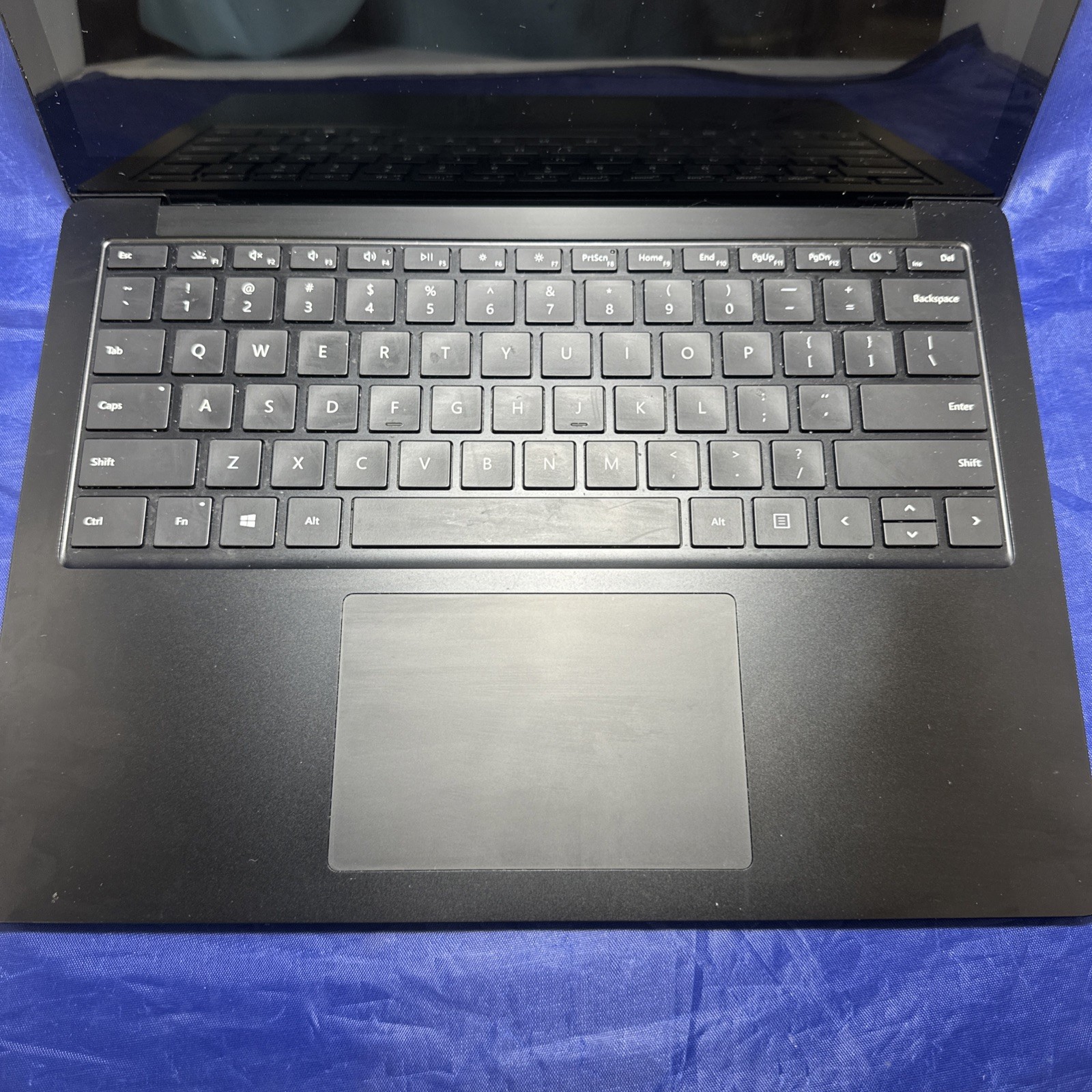 Microsoft Surface Laptop 3 13.5” 16GB 256GB i7-1065G7 1.30GHz Win 11 Pro