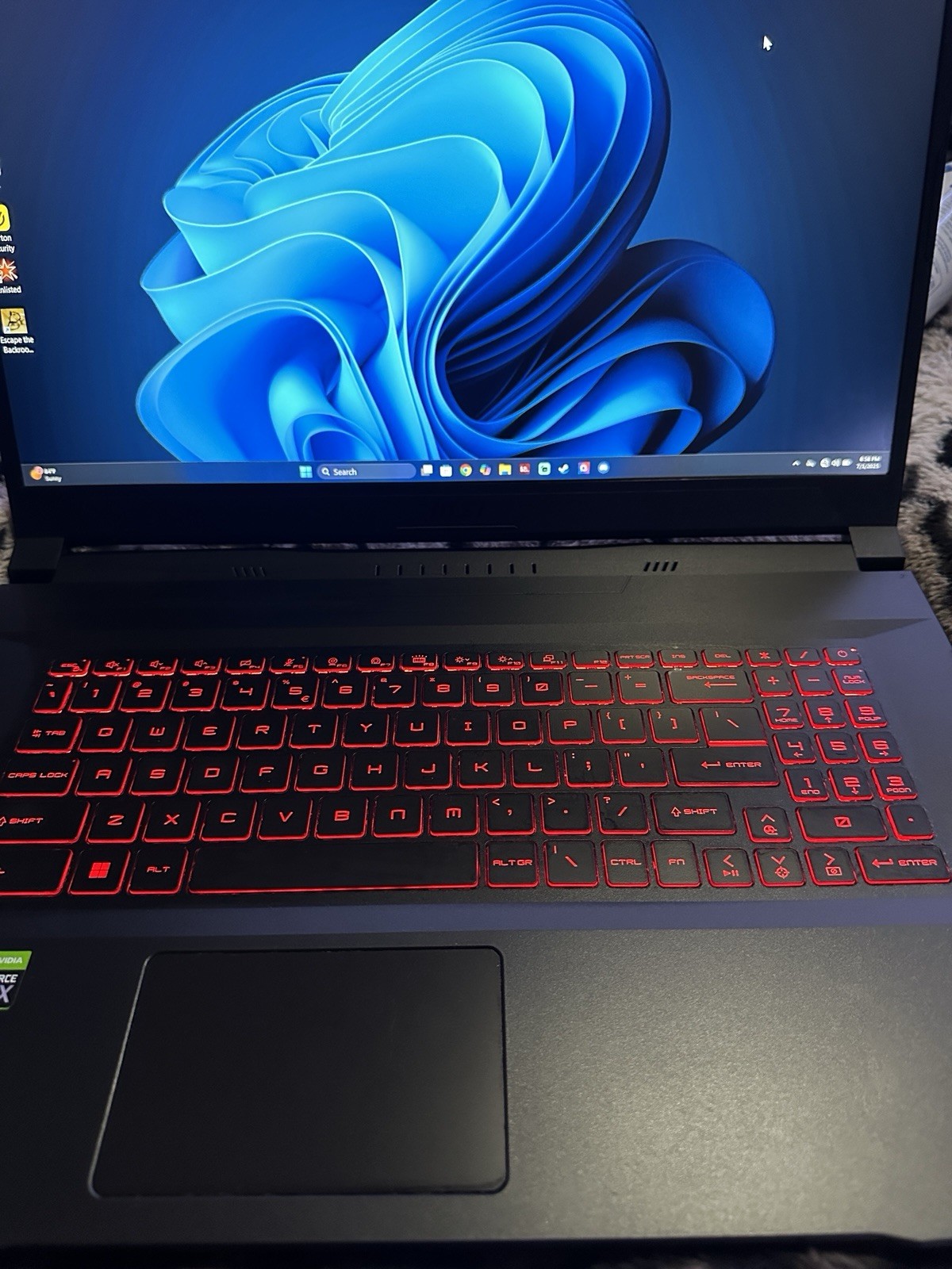 MSI Katana GF76 11UD Laptop