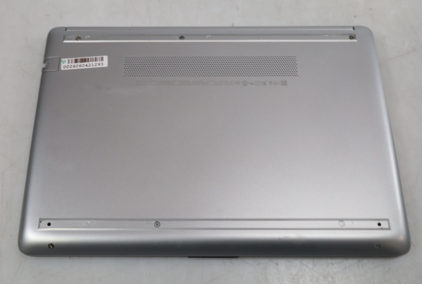 HP Notebook 14-dk0002dx 14″ AMD A9-9425 8GB DDR4 No HDD COA OS