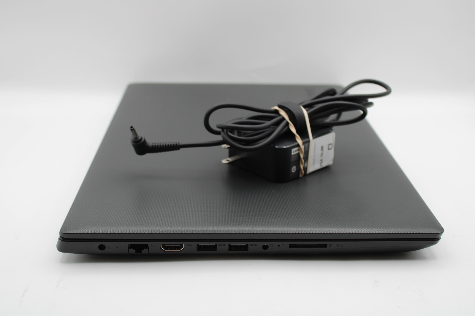 Lenovo IdeaPad 130-15ast _ A9-9425 @ 3.1 + Radeon _ 8GB RAM _ 128GB SSD _ No OS