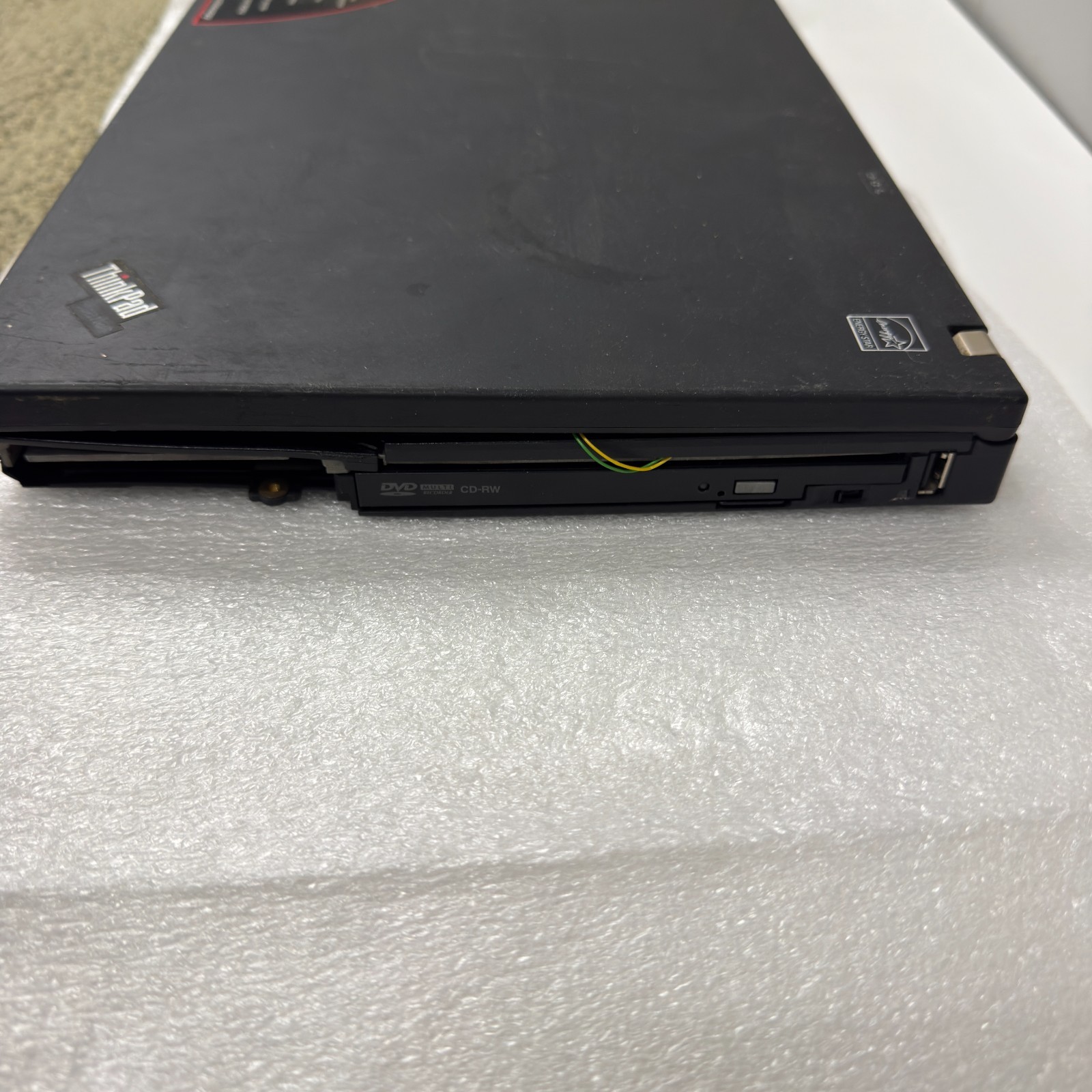 Lenovo ThinkPad T61 BUNDLE FOR PARTS | UNTESTED | See Photos