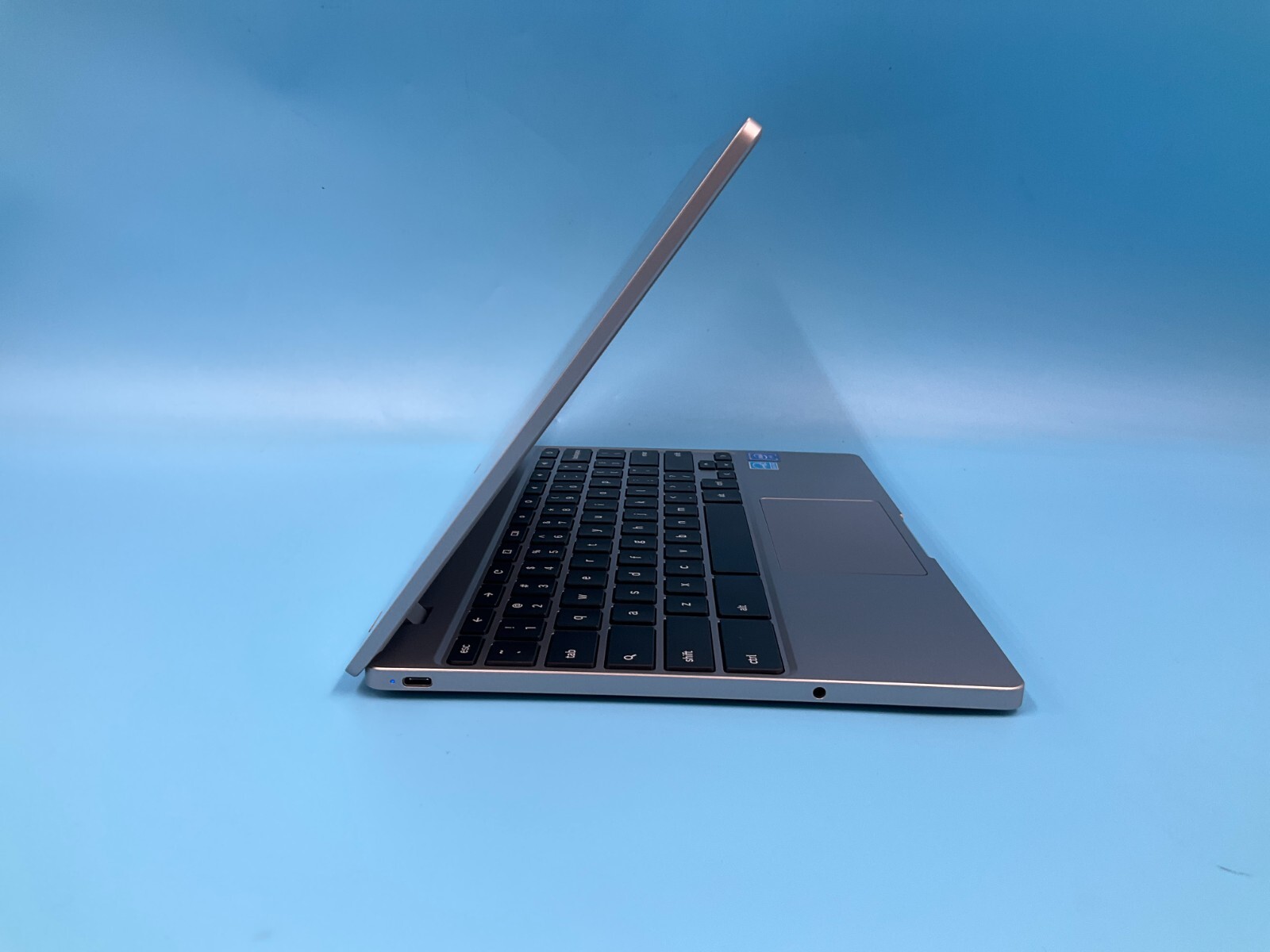 Samsung Chromebook 4 N4020 4GB 32GB 11.6W (Satin Gray) XE310XBA-KA1US (READ)!!