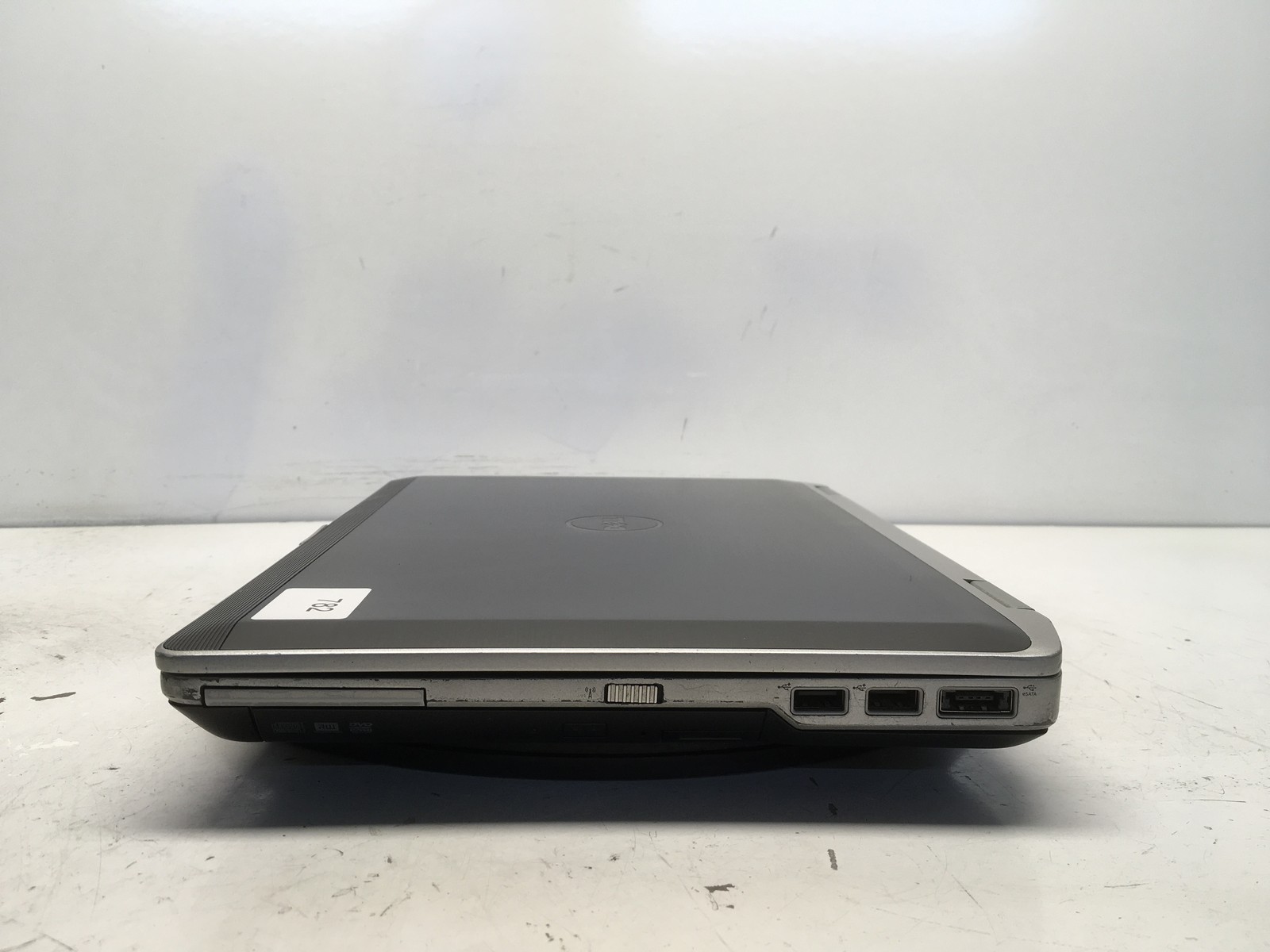 Dell Latitude E6420 Intel i5-2520M 2.5GHz 4 GB NO HDD No Batt