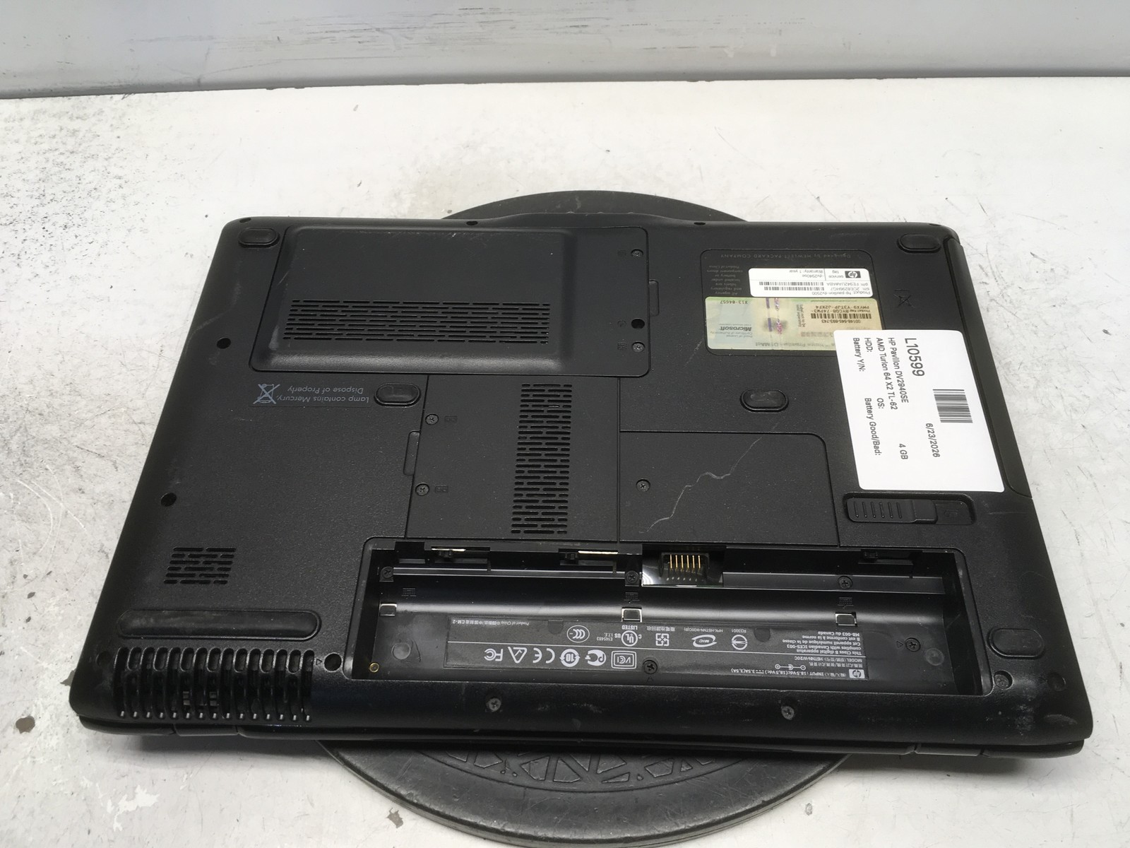 HP Pavilion DV2940SE AMD Turion 64 X2 TL-62 2100MHz 4 GB NO HDD No Batt