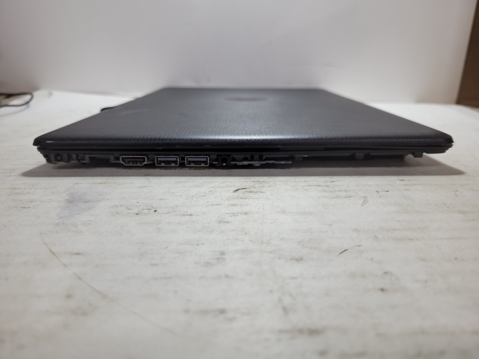 HP 15-db0xxx w/AMD A6-9225, 4GB RAM Laptop for Parts/Repair #0122