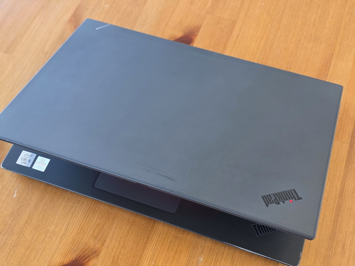 Lenovo ThinkPad P1 Gen 3 i9-10885H 16GB 15″ 4K HDR 3840×2160 OLED NVIDIA T2000