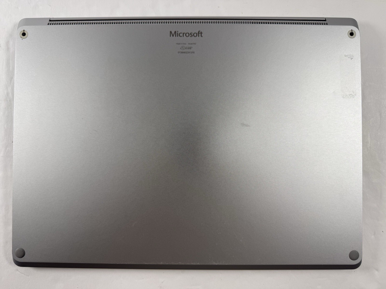 Microsoft Surface Laptop 5 13.5” 1950 Intel Core i7-1265U 16GB RAM 512GB NVME