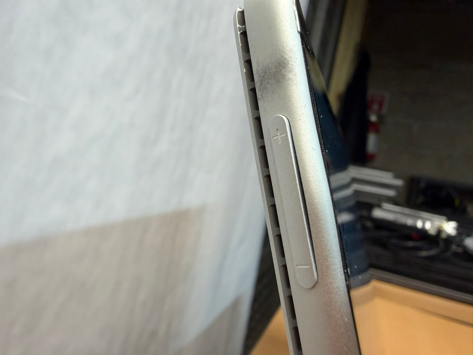 Microsoft Surface Pro 8 i5-1135G7 8GB 128GB SSD Win11 Reset Read