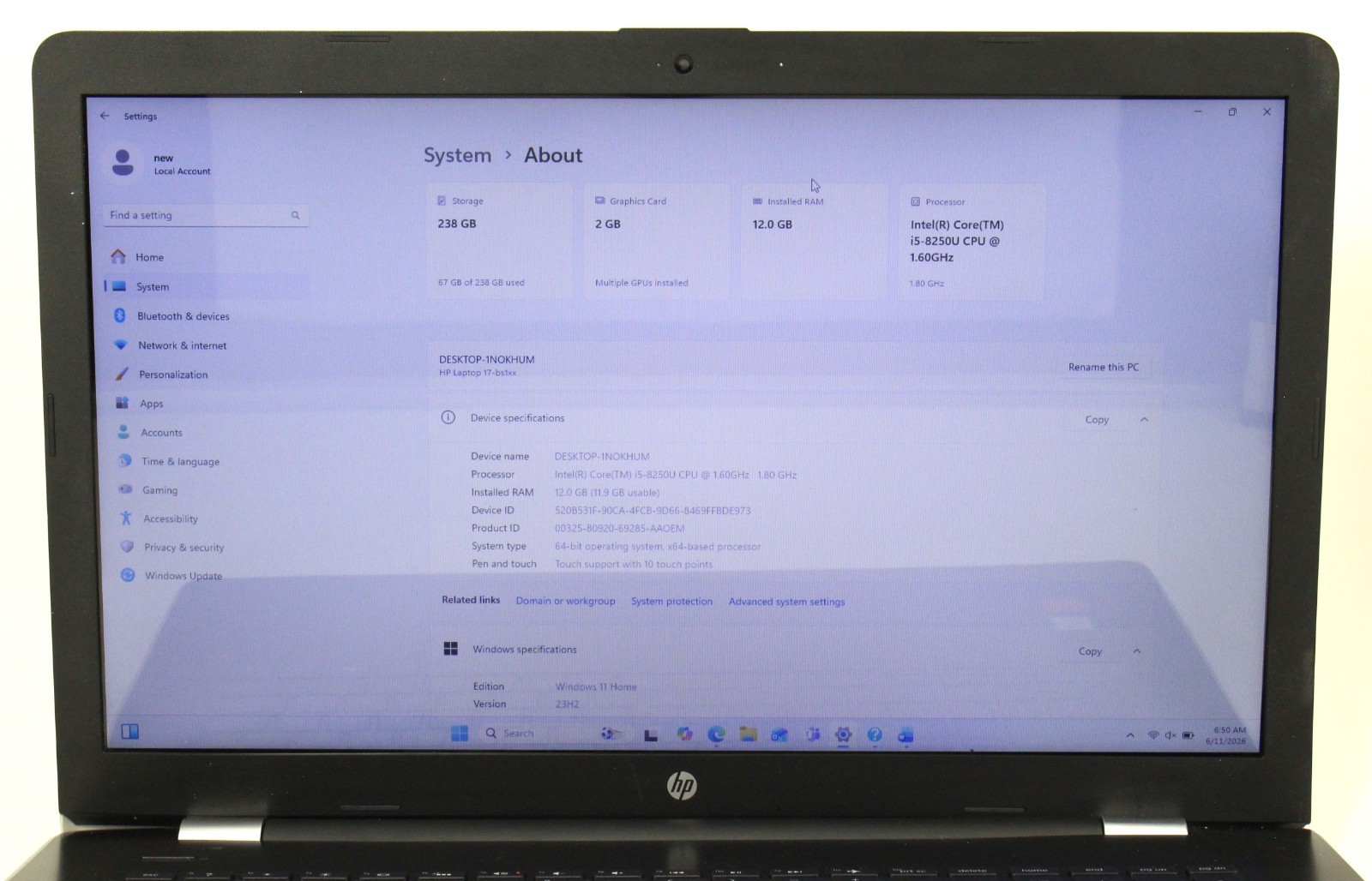 HP Notebook 17″ 17-bs153cl 256GB SSD 12GB RAM Win 11 1.6GHz i5-8250U; 563582