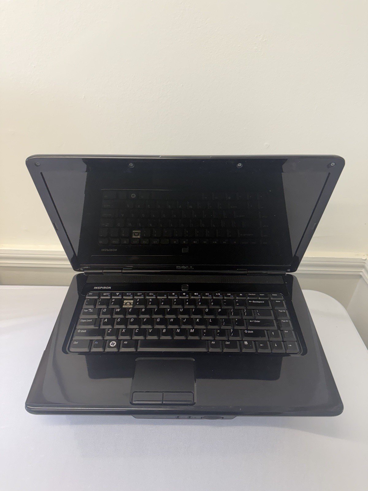 Dell Inspiron 1545 Laptop – Screen Yellowing – Intel Duo T6600 – Read Des