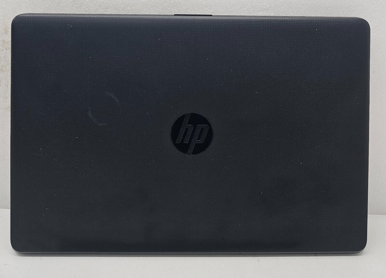 HP 15-BW011DX 15.6″ Laptop AMD A6-9220 4GB RAM NO HD/OS/BATT (FL)