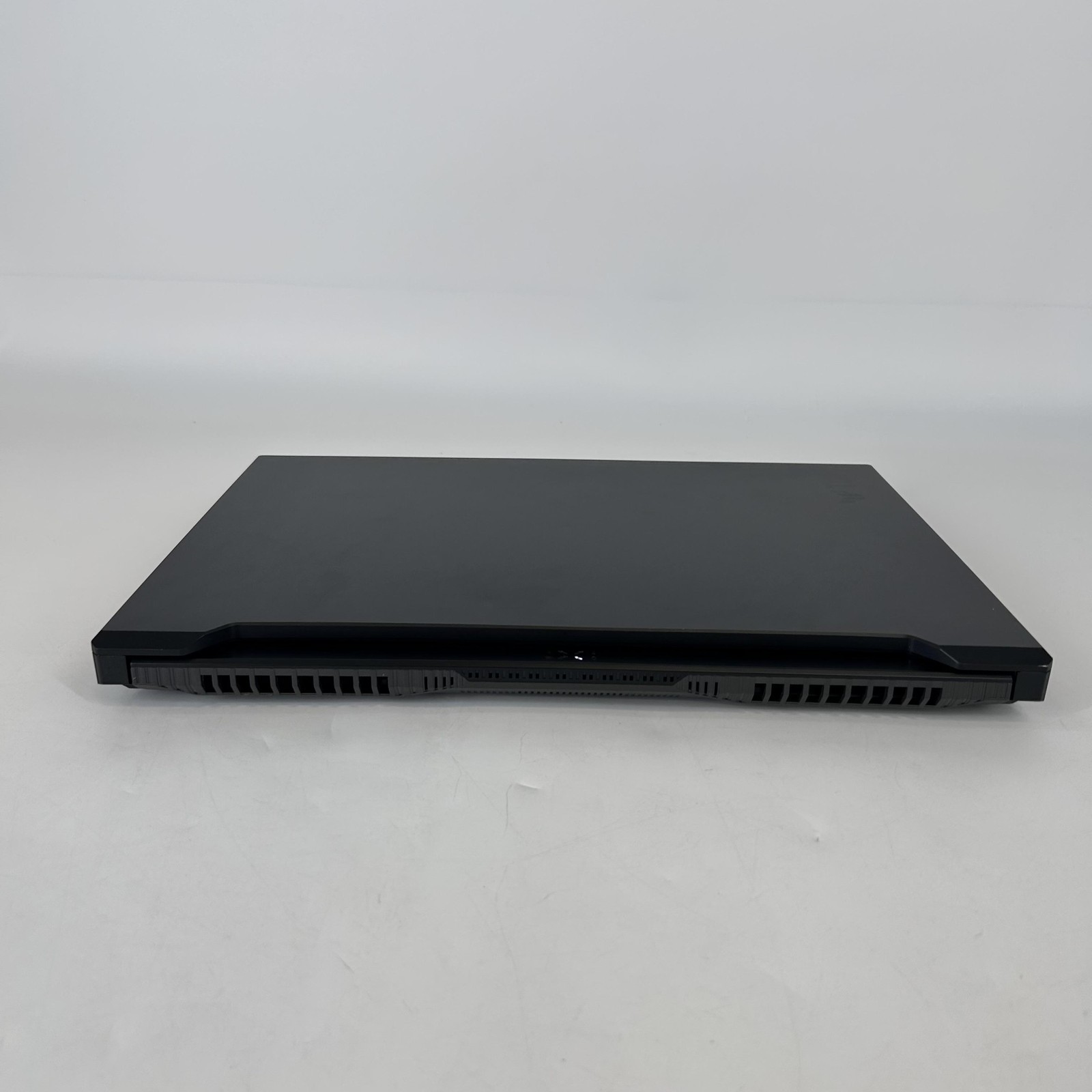 Asus TUF A16 16 165Hz FHD+ 3.2 GHz Ryzen 7 7735HS 16GB 512GB SSD AMD RX 7700S
