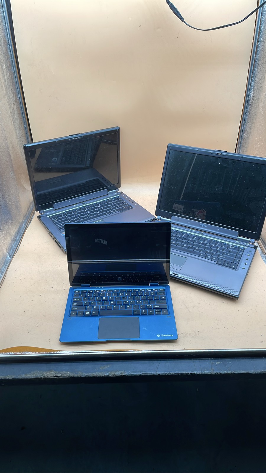 Fujitsu LifeBook N3510 15.4” & Gateway GWTC116-2BL No HDD for Repair Lot of 3