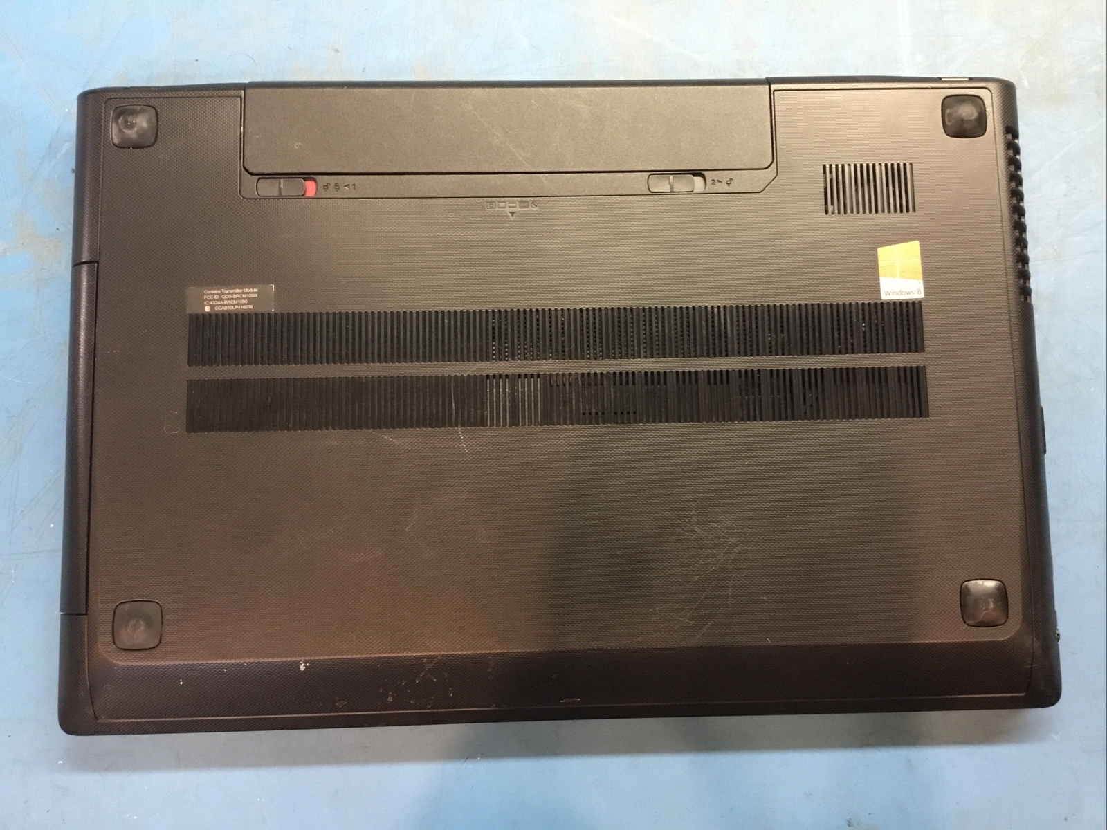 Lenovo G505 Laptop, AMD E1-2100 APU w/ Radeon graphics, 4GB, 320GB, Win 10 – H1