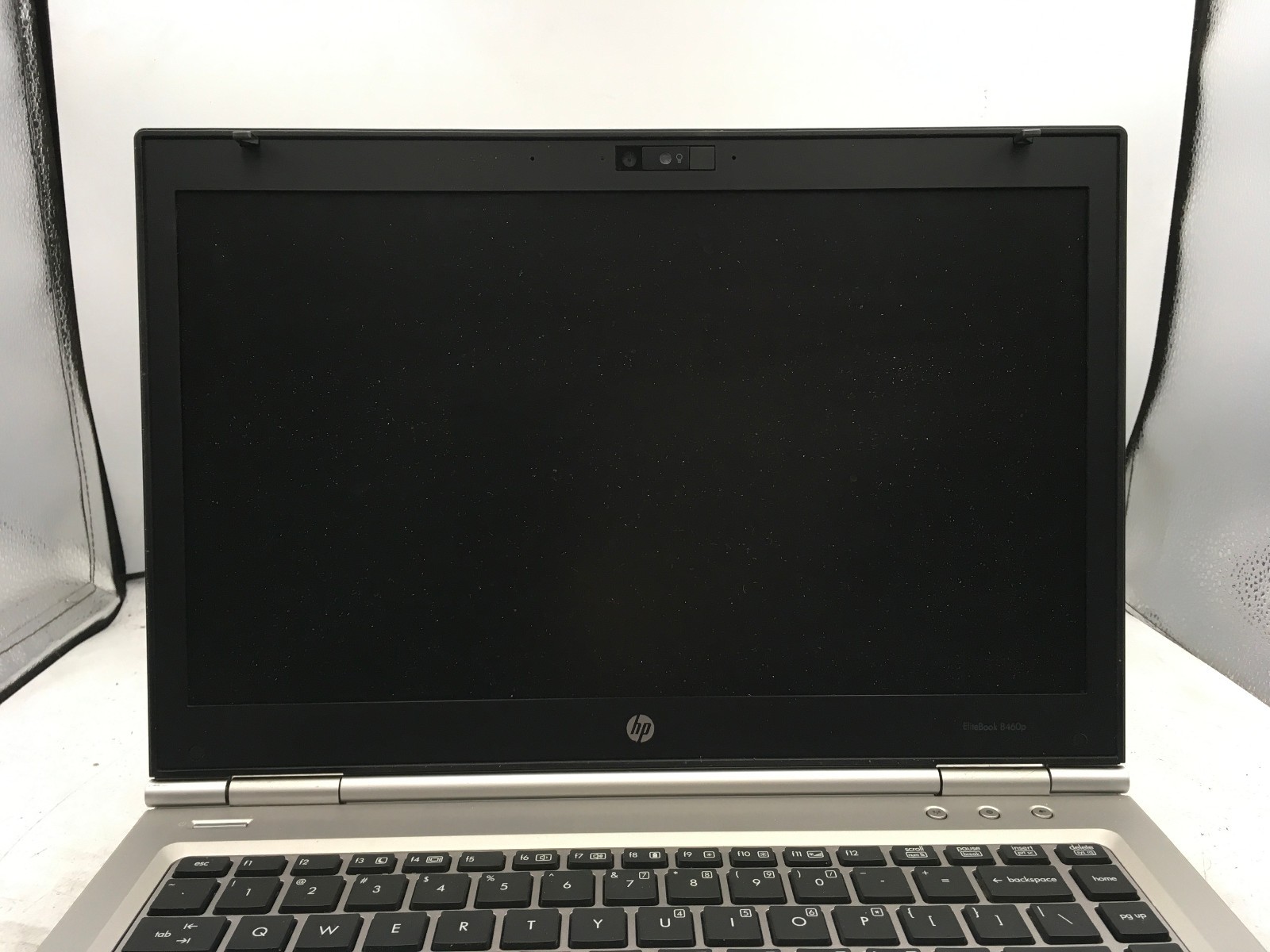 HP ELITEBOOK 8460P – FOR PARTS/NO POWER – INTEL I7-2620M – NO RAM – READ DESC-BB