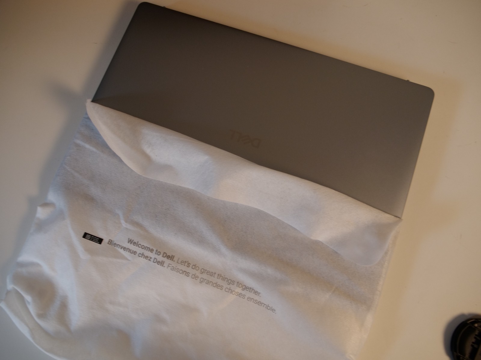 Dell 16 (DC16251) — 16″ FHD+ Touchscreen — Intel Core 7 150U / 16GB / 1TB SSD