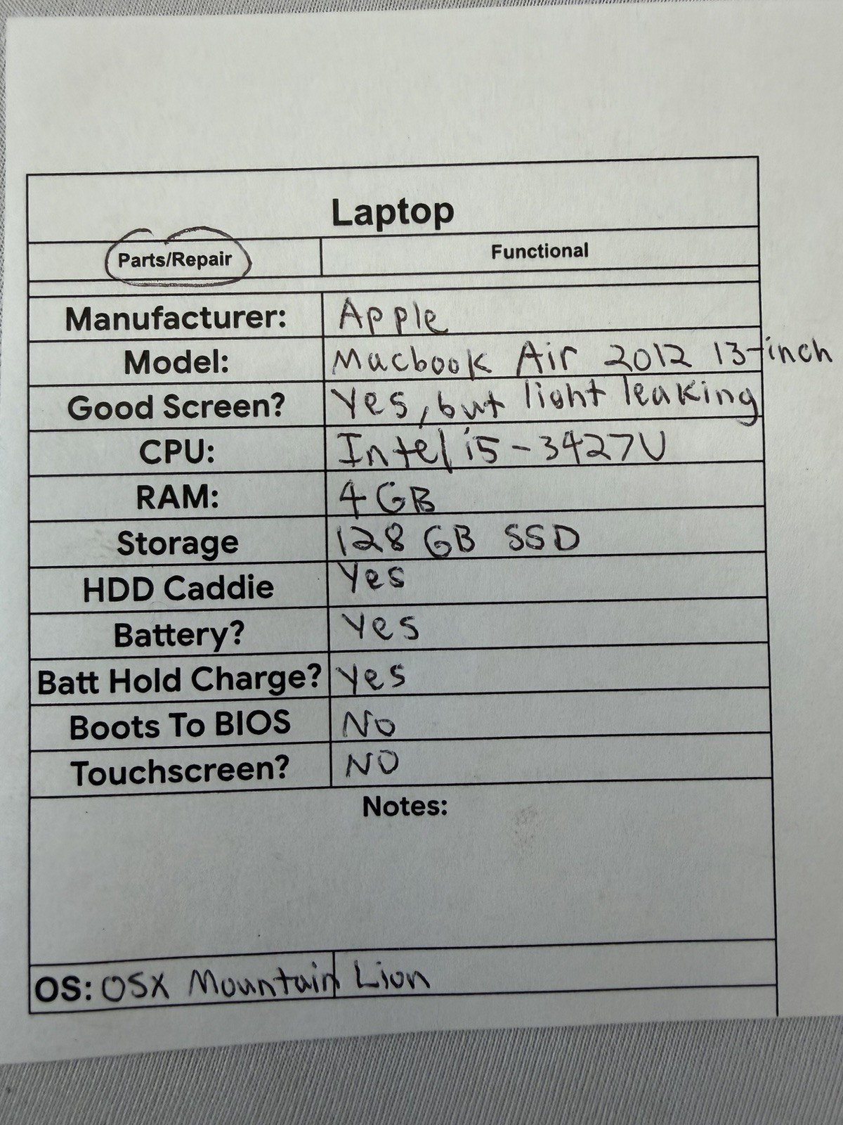 Apple Macbook Air 2012 Laptop – Intel i5-3427U – Screen Leaking Light – Read Des