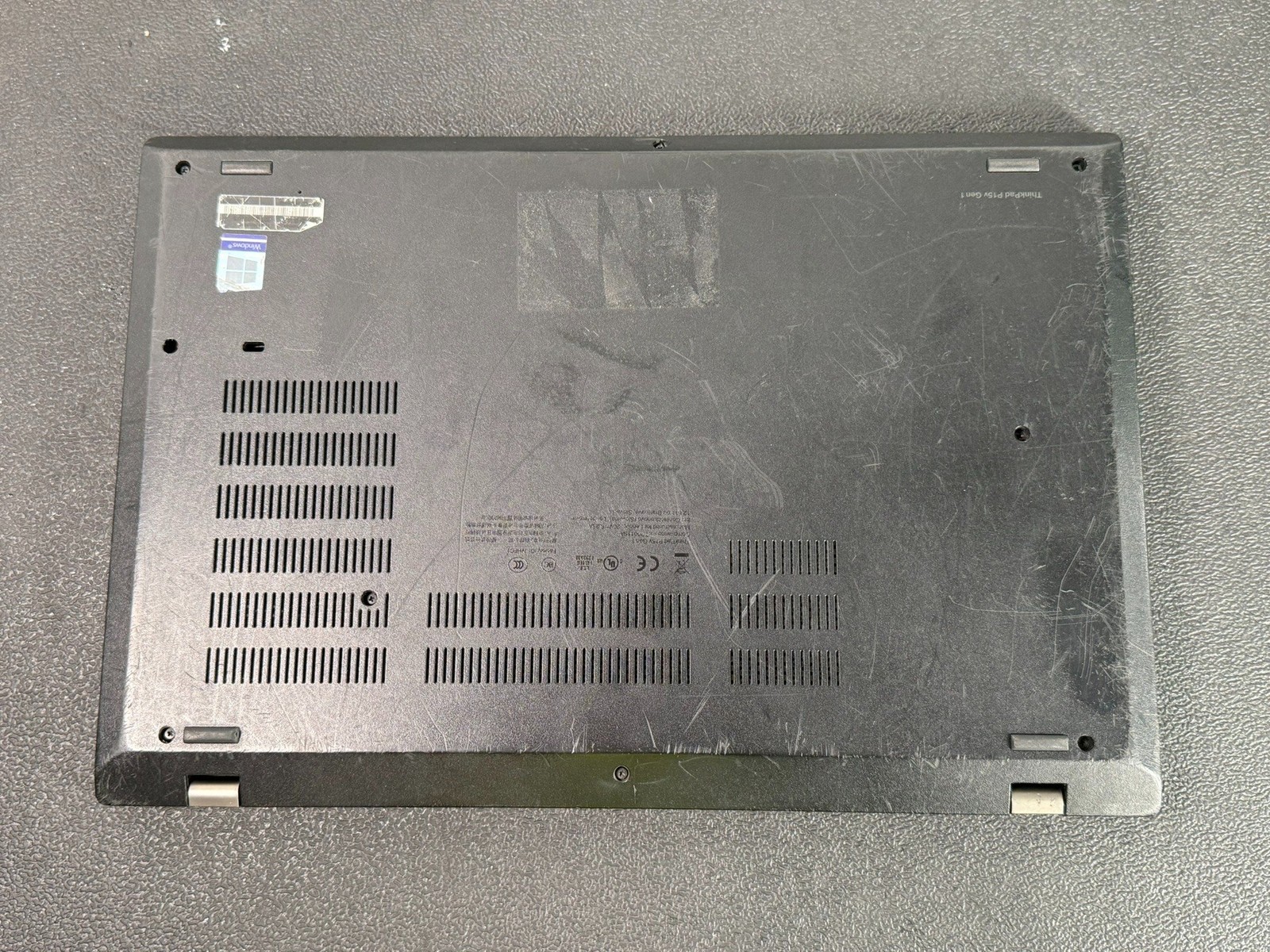 Lenovo ThinkPad P15v Gen 1 i7-10850H 2.7GHz 32GB DDR4 NO SSD P620 Laptop – READ