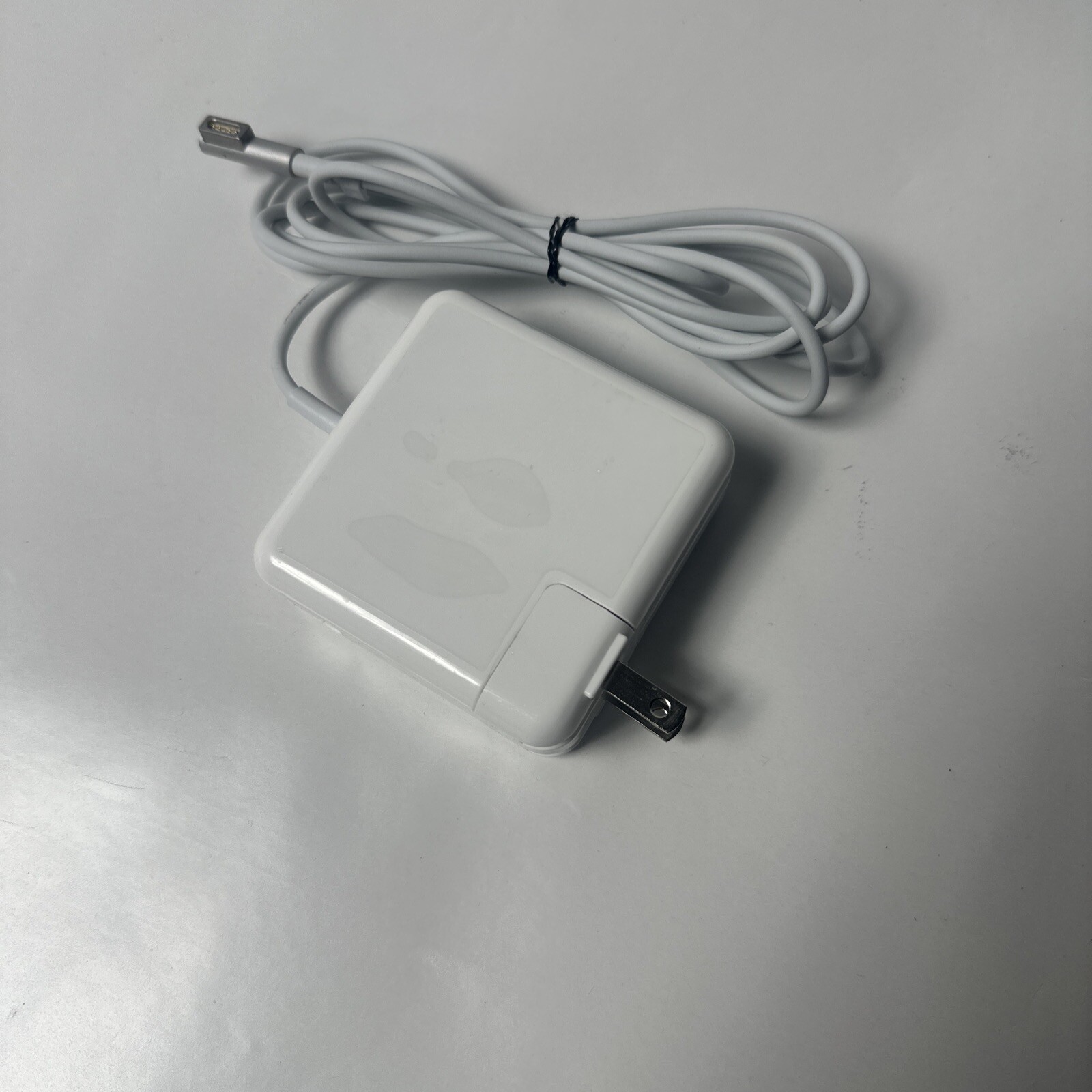 Apple Macbook Pro 13 Mid 2009 A1278 Core 2 DUO 2.26GHz 4GB 500GB HDD MB990LL/A