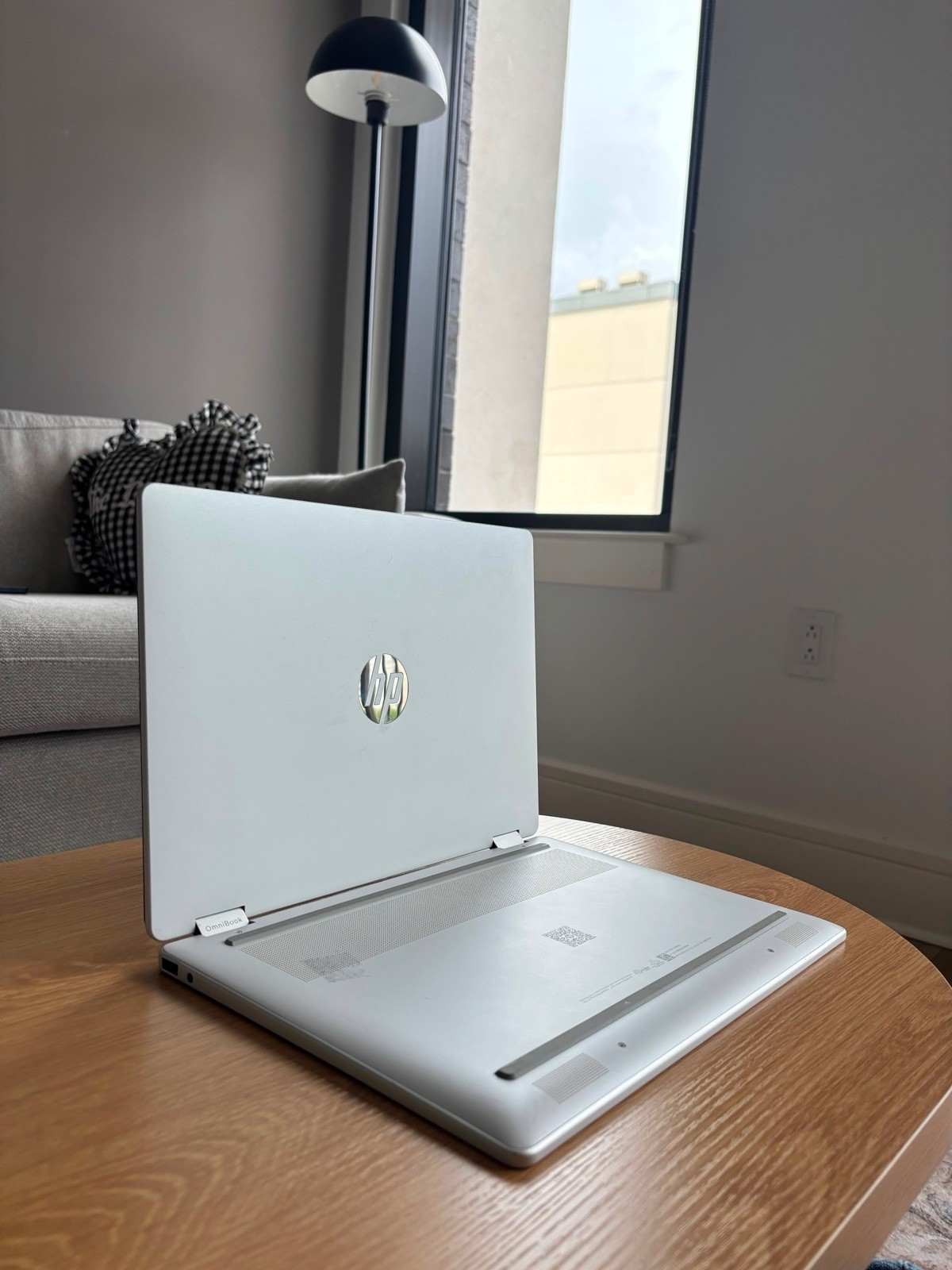HP OmniBook 5 Flip 14-inch 2K Touch-Screen Laptop Intel Core 7, 16GB RAM