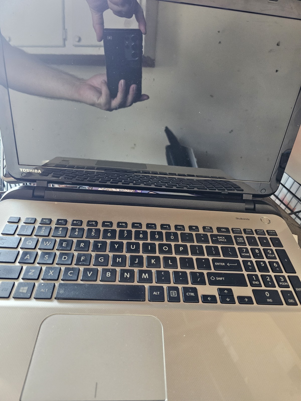 4 Laptops For Sale (Bulk Sale)