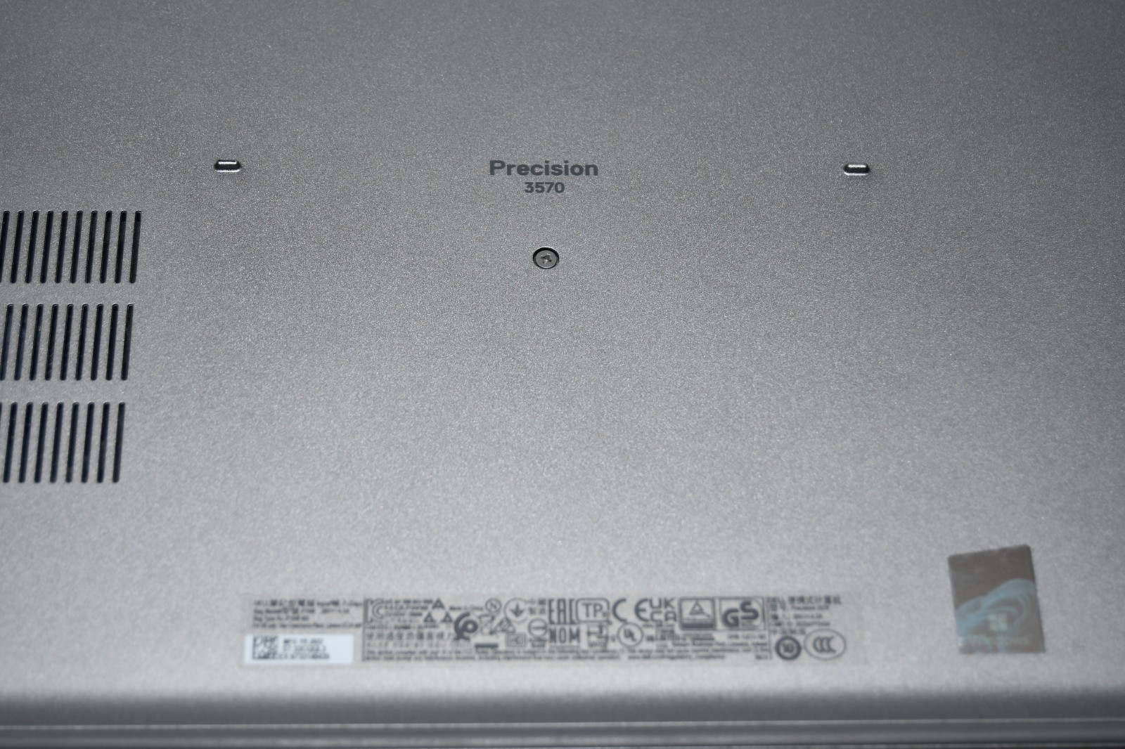 ^ Dell Precision 3570 Laptop Intel i7-1265U @ 1.88GHz 16GB RAM No HD #X7006