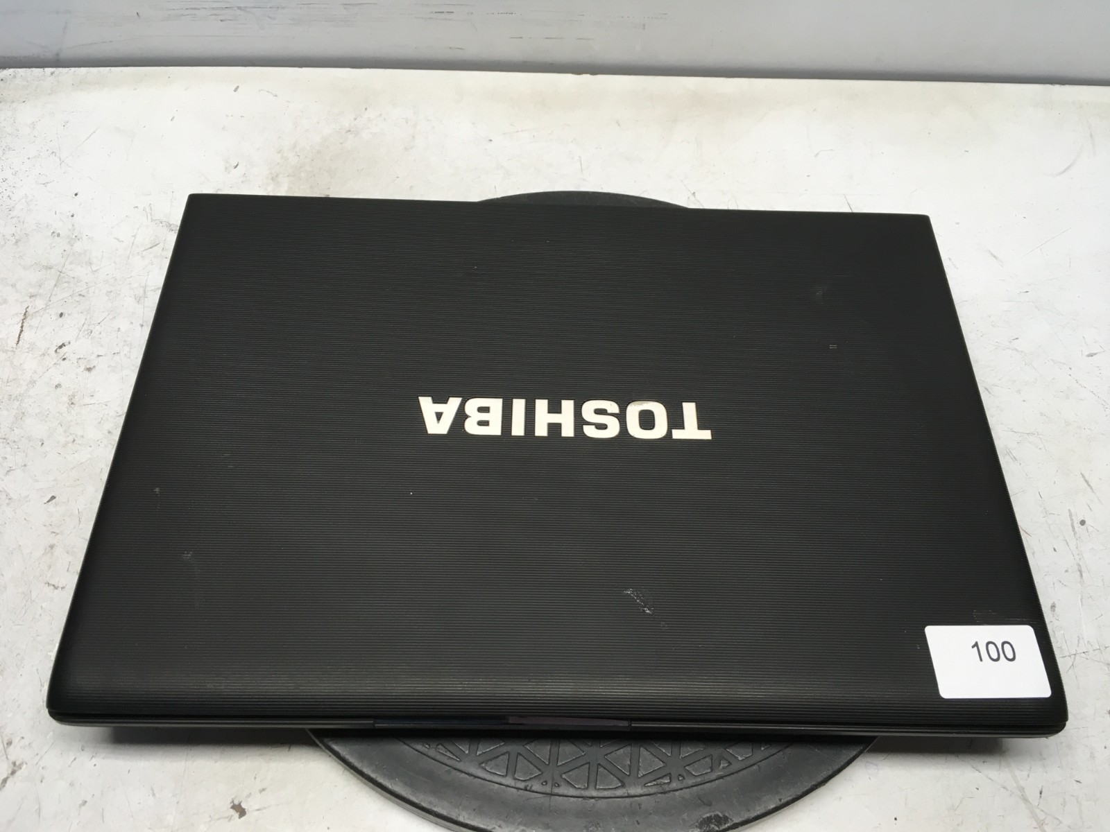 Toshiba Satellite R940 Intel i7-3520M 2.9GHz 2 GB NO HDD