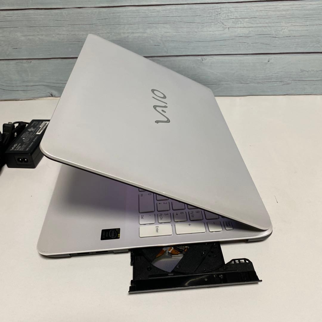 SONY VAIO Core i7 SSD 500GB Windows 11 Pro Used Japan Genuine
