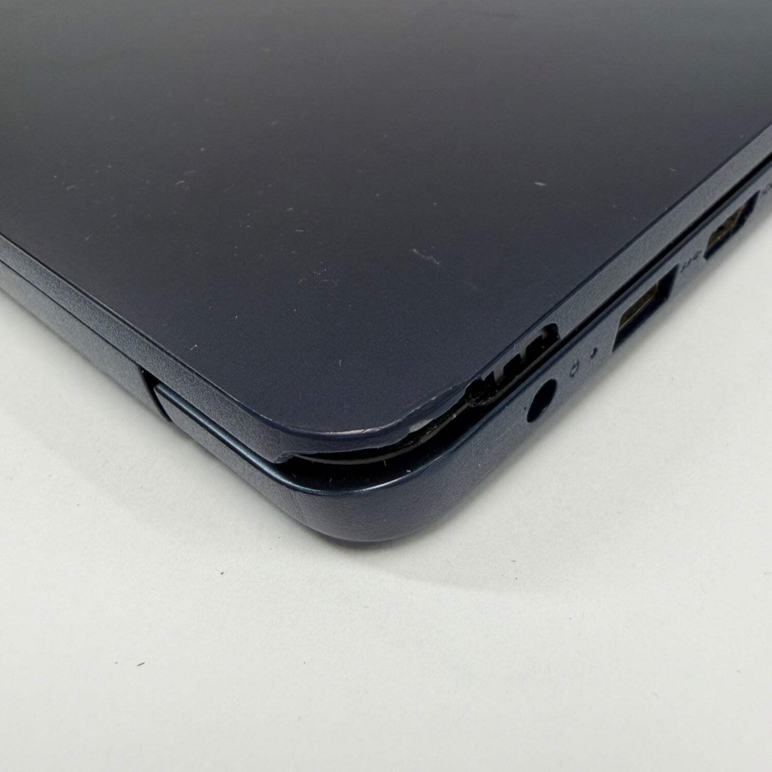 Lenovo IdeaPad 1 JVHFC1 15.6″ Pentium Silver N6000 1.1GHz 4GB RAM 128GB SSD