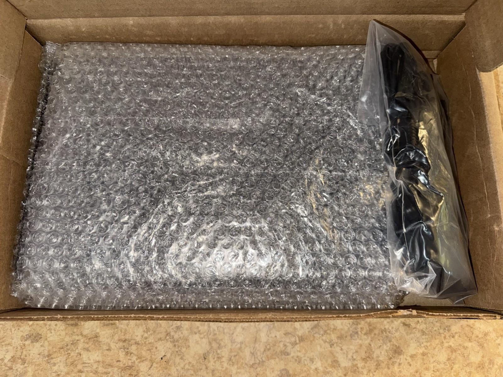 Lenovo 14e Chromebook 14” NEW SEALED Laptop – No Asset Tags